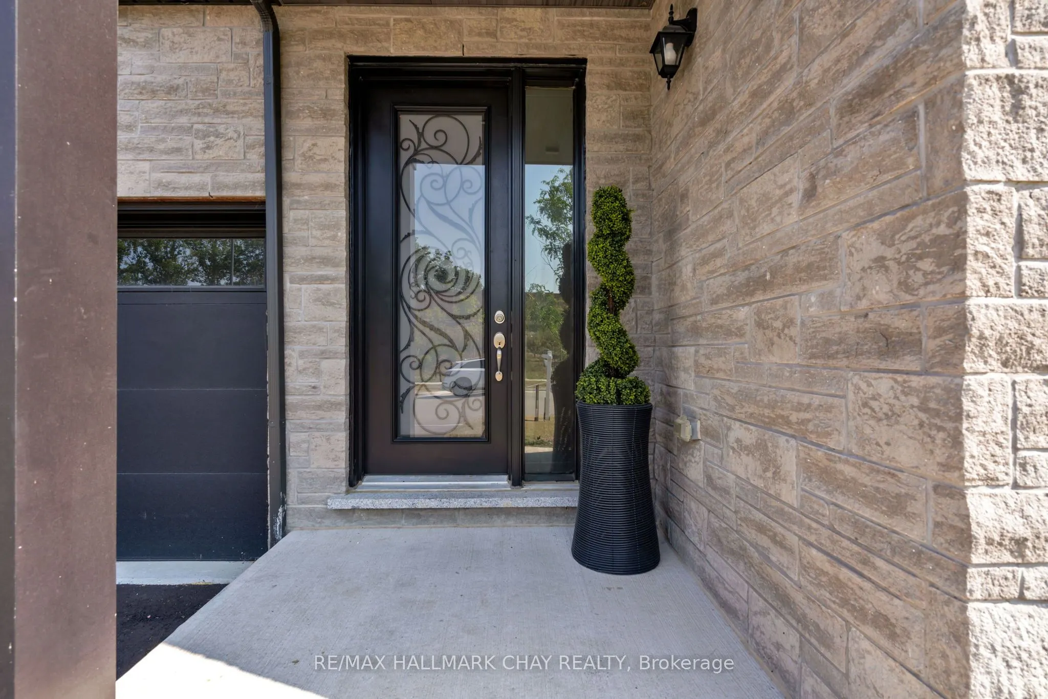 43 Calypso Avenue