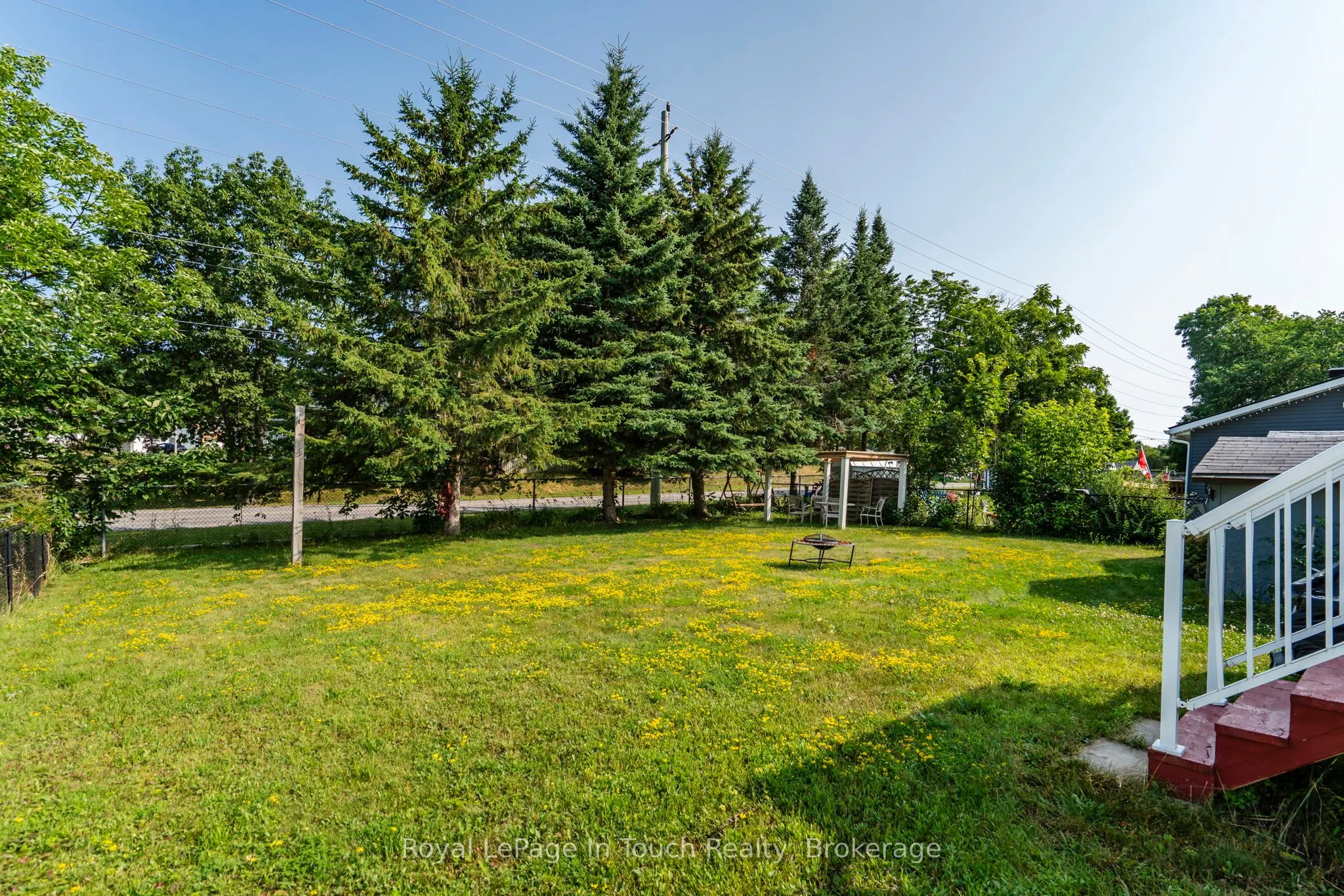 32 Bridle Road