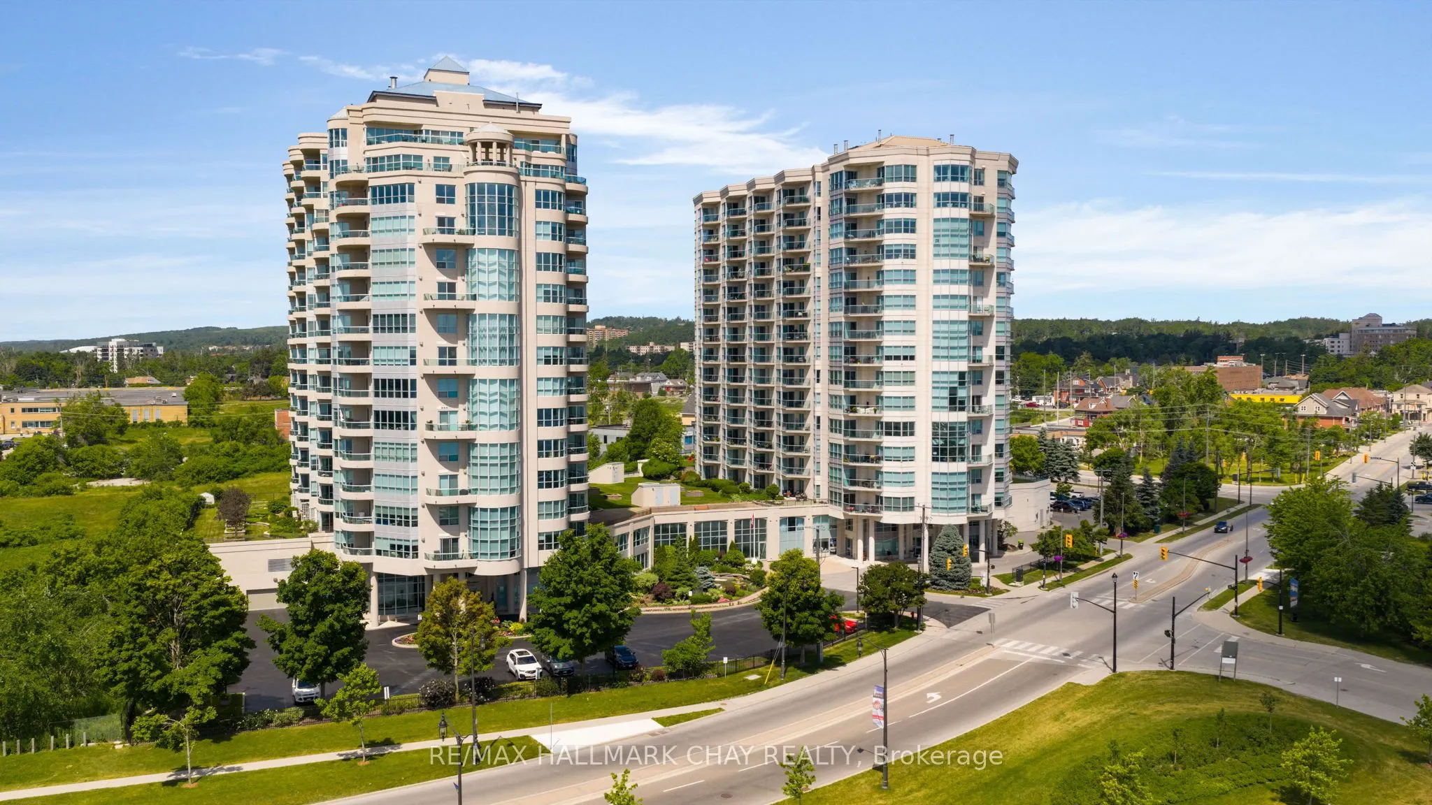 6 Toronto Street, #1006