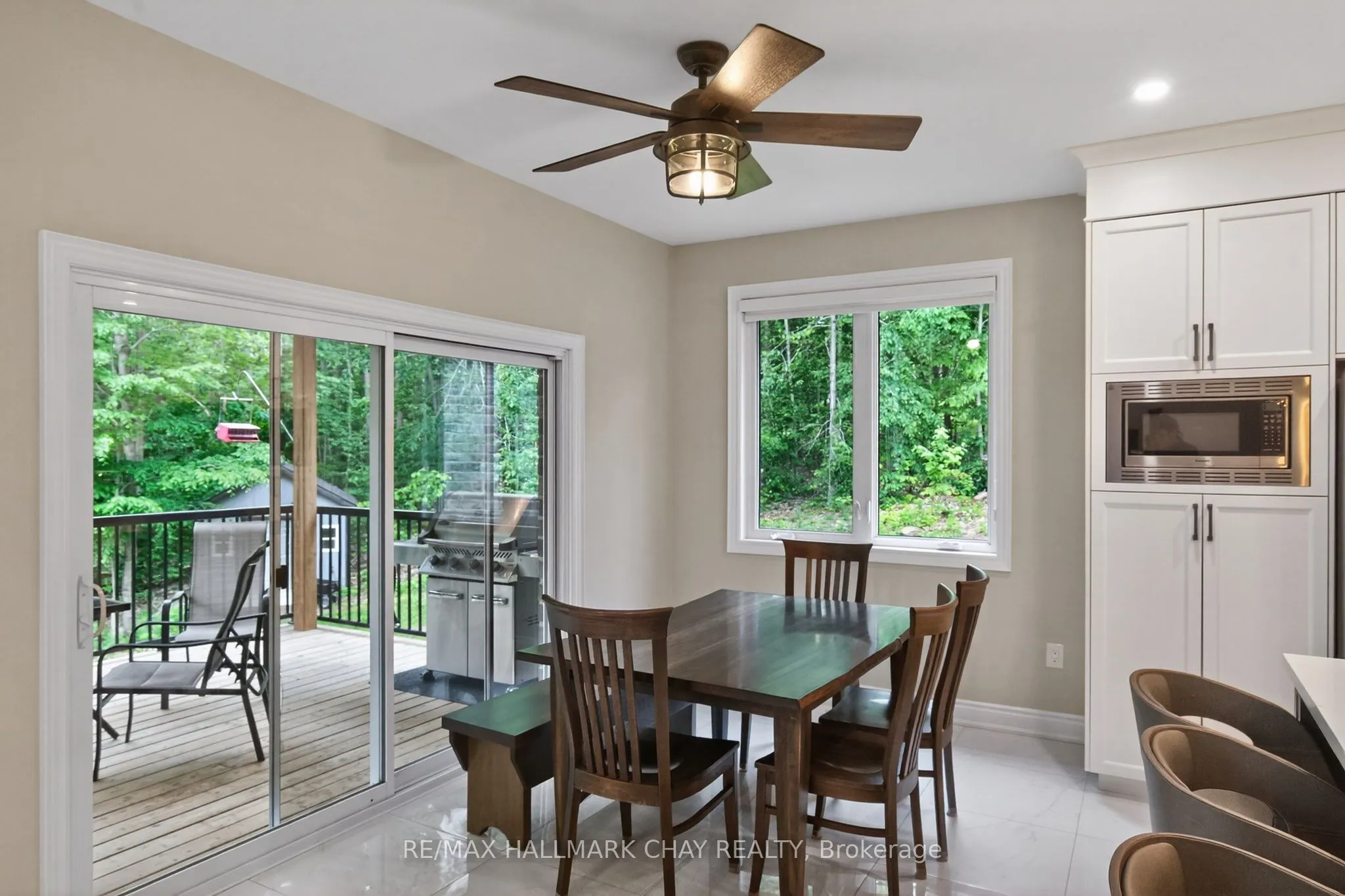 2 Timberland Court S