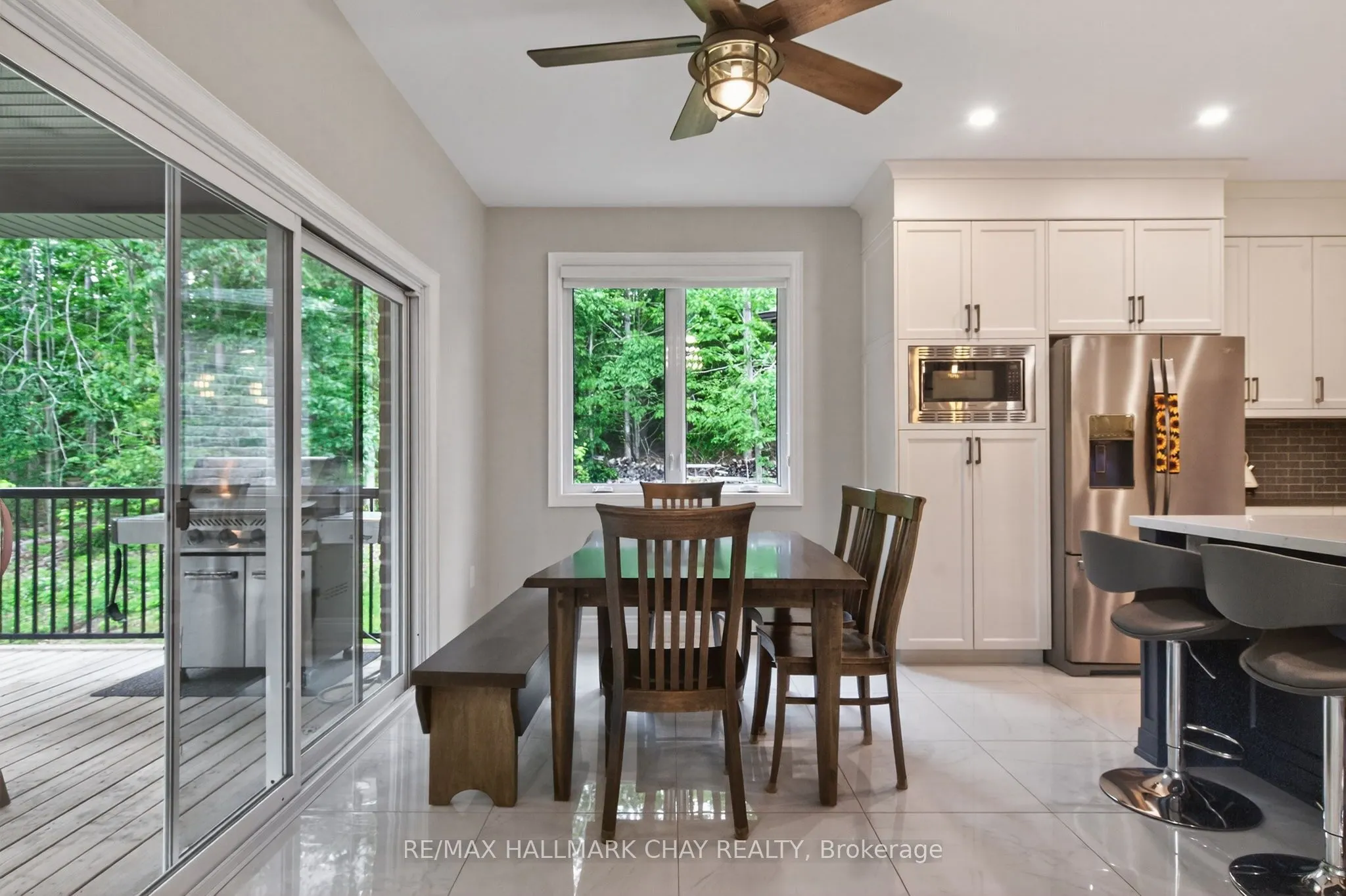 2 Timberland Court S