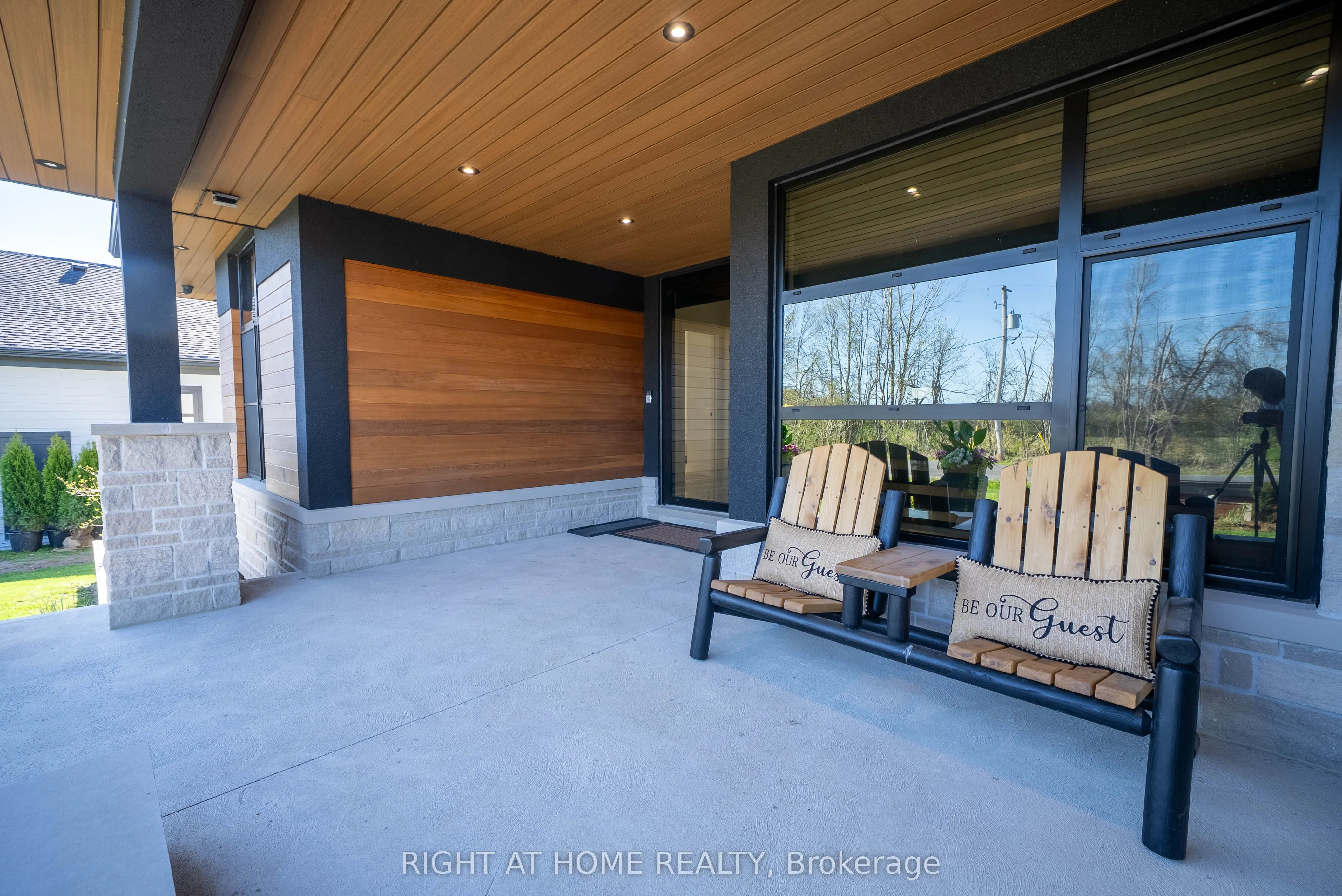 2906 Concession Rd A