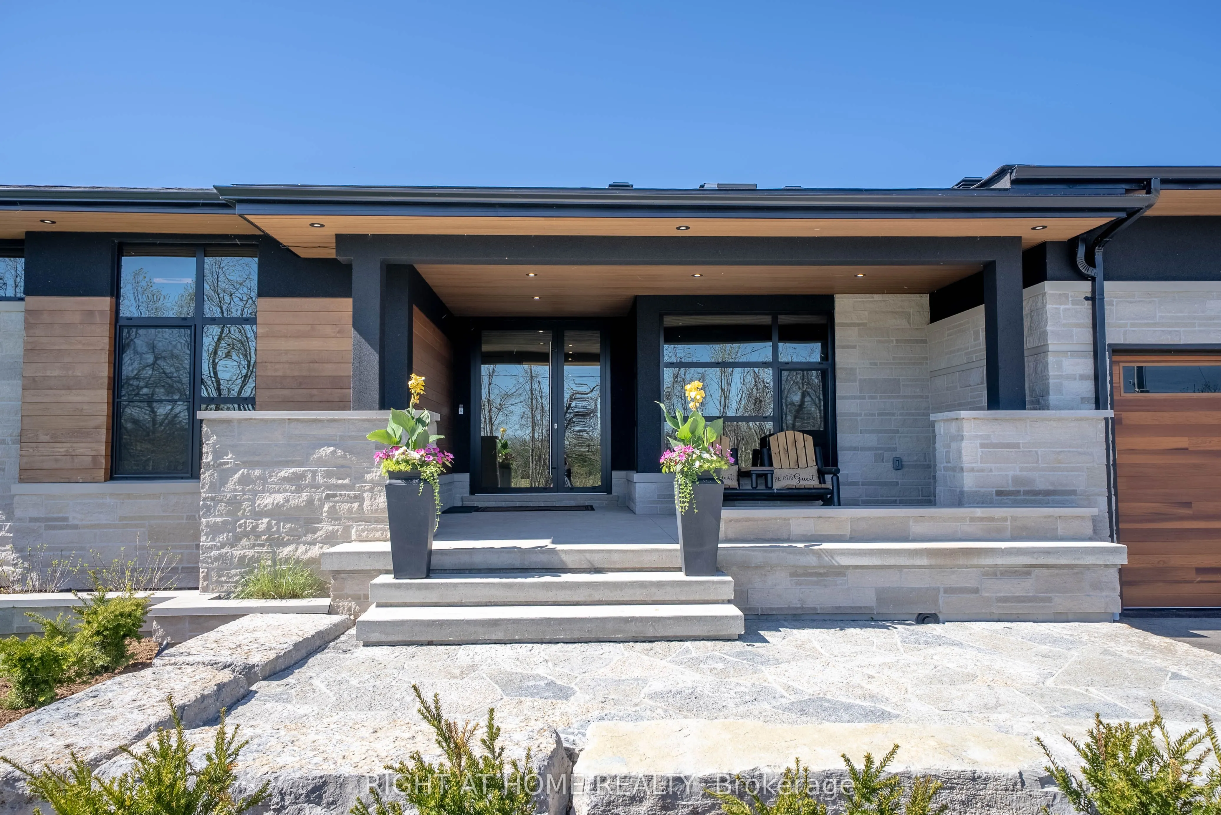 2906 Concession Rd A