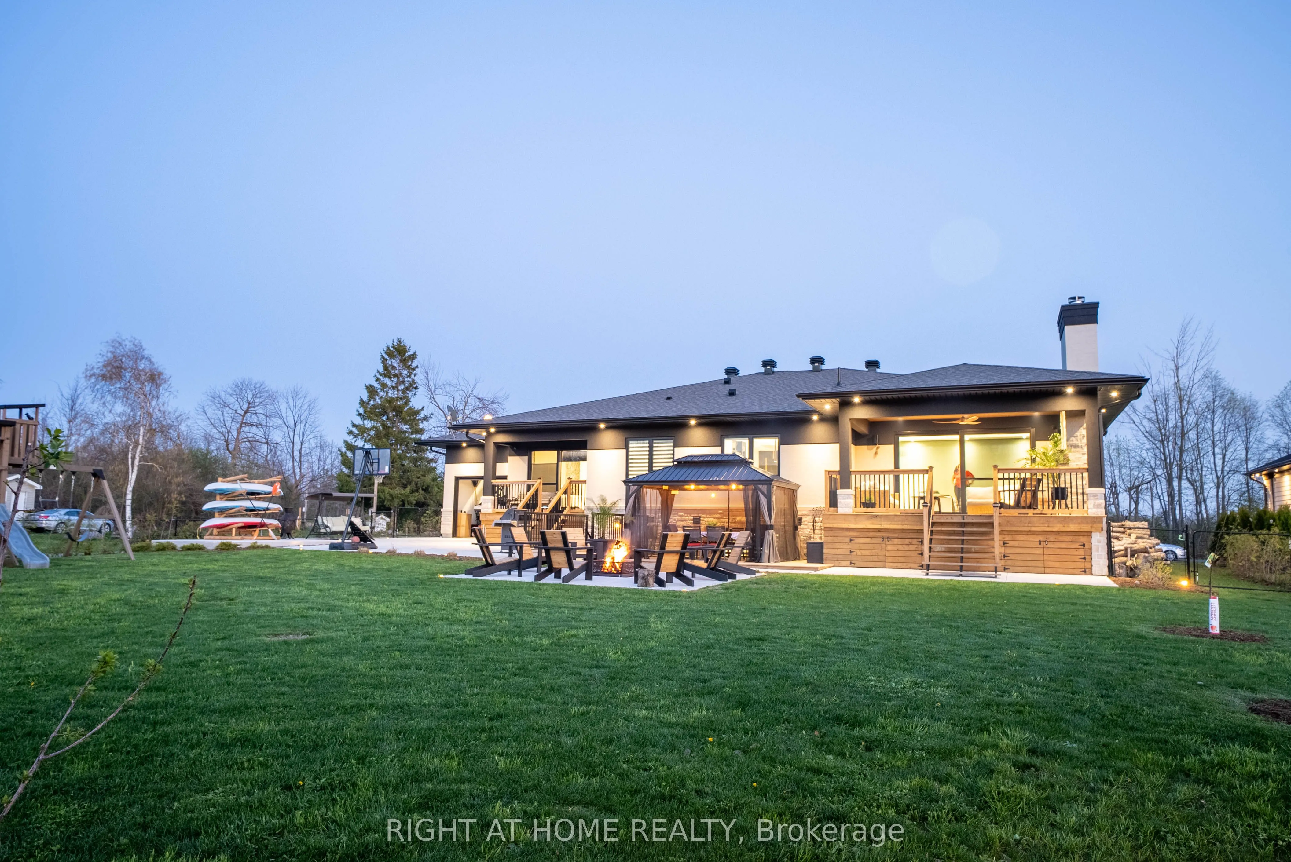 2906 Concession Rd A