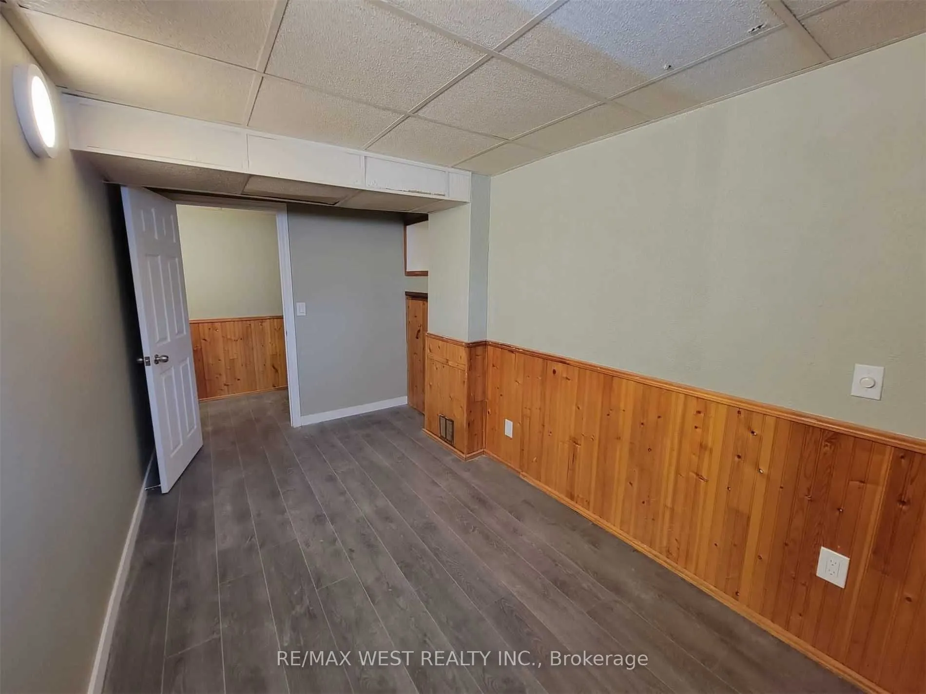 97 College Crescent, #Lr/Bsmt