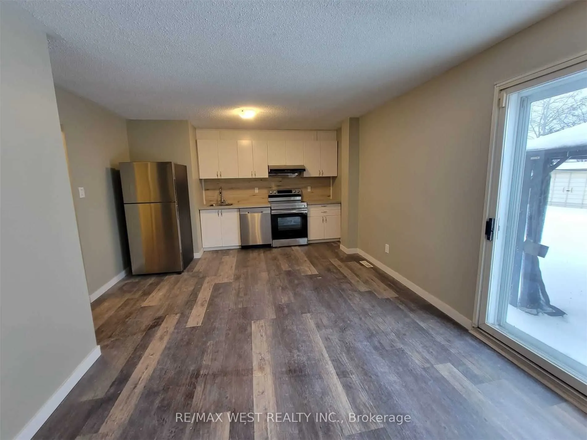 97 College Crescent, #Lr/Bsmt