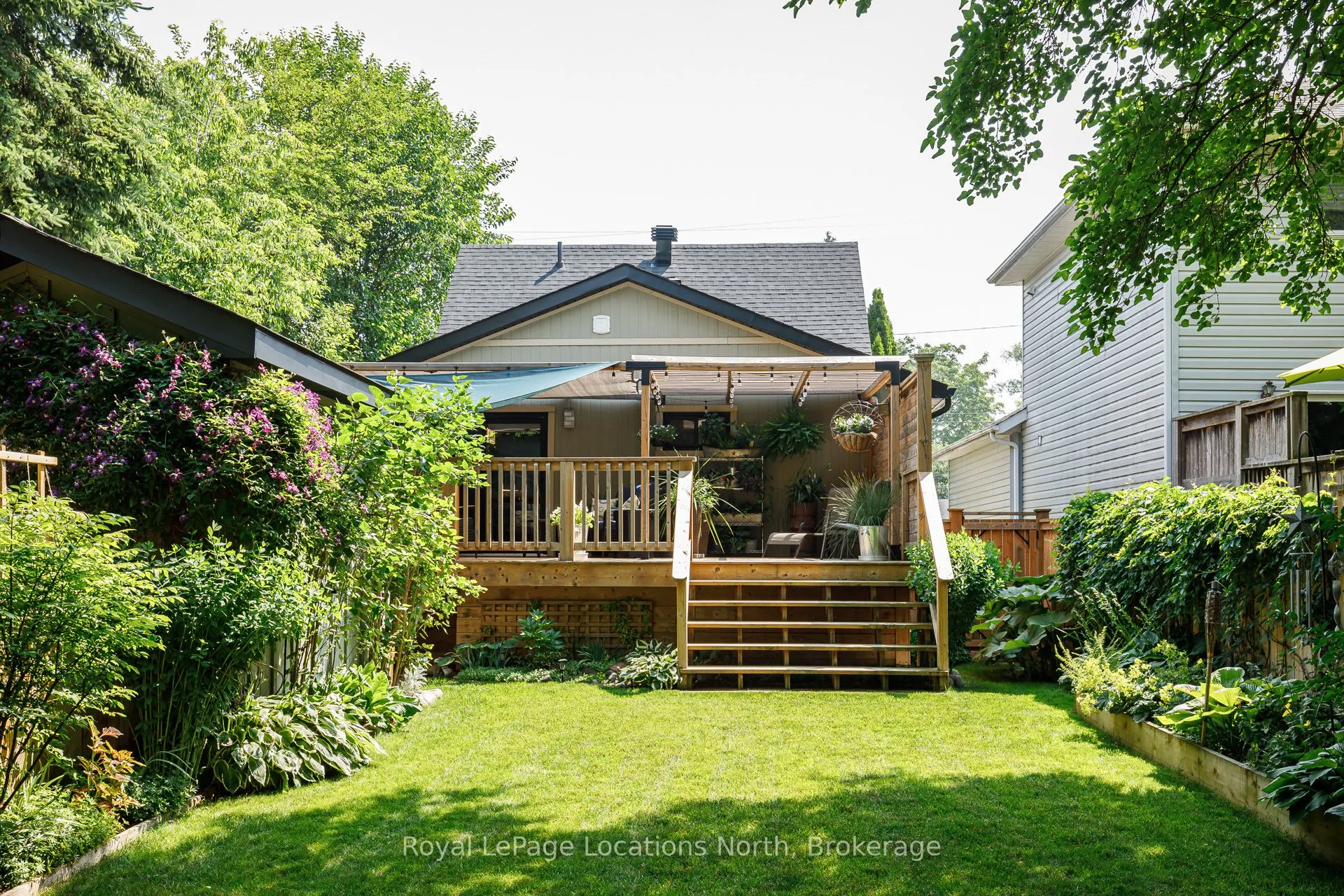 434 Oak Street