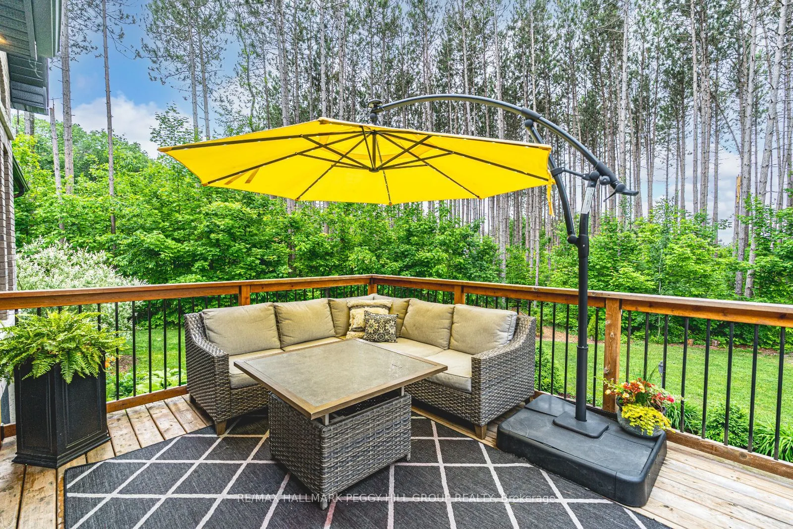 38 Windermere Circle