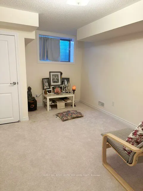 27 Bianca Crescent
