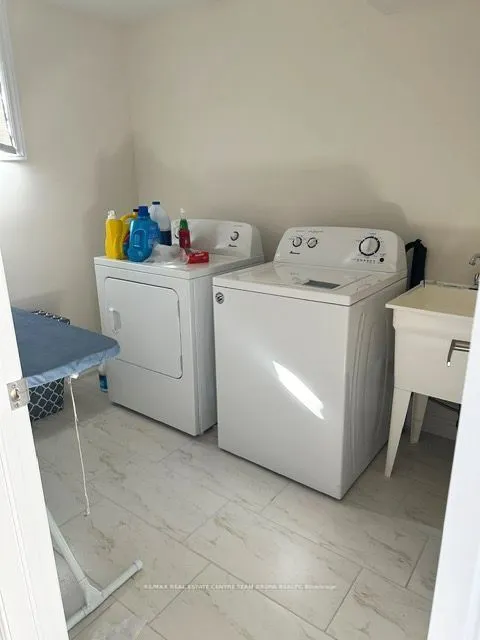 27 Bianca Crescent