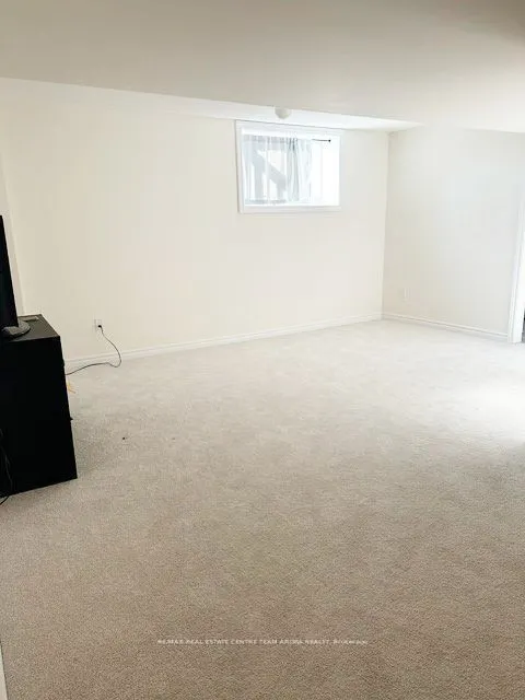 27 Bianca Crescent