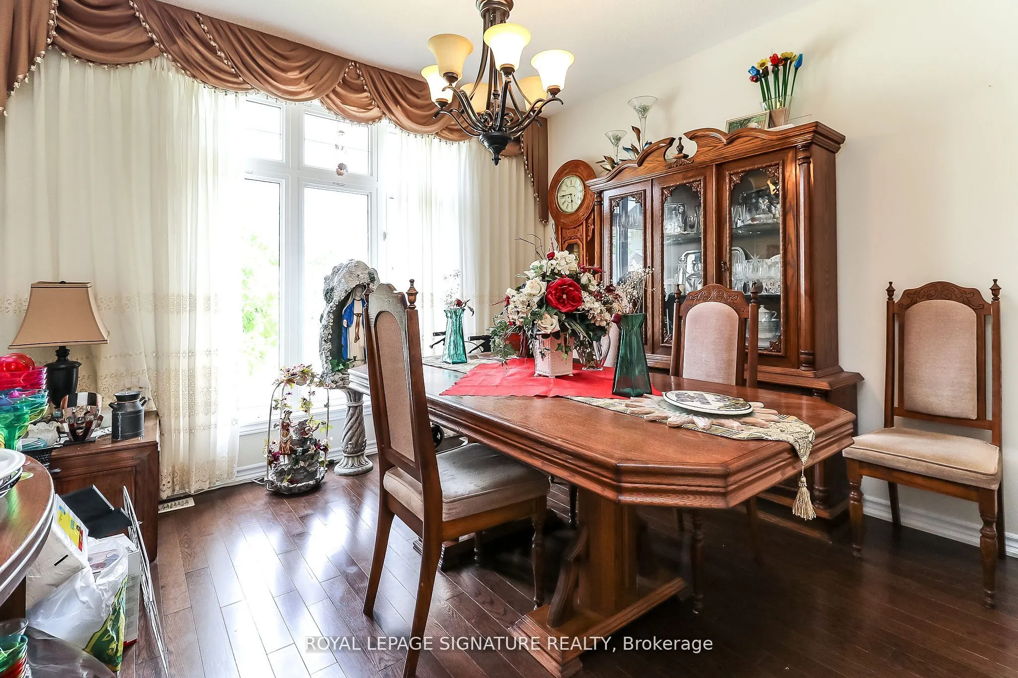 48 Allegra Drive