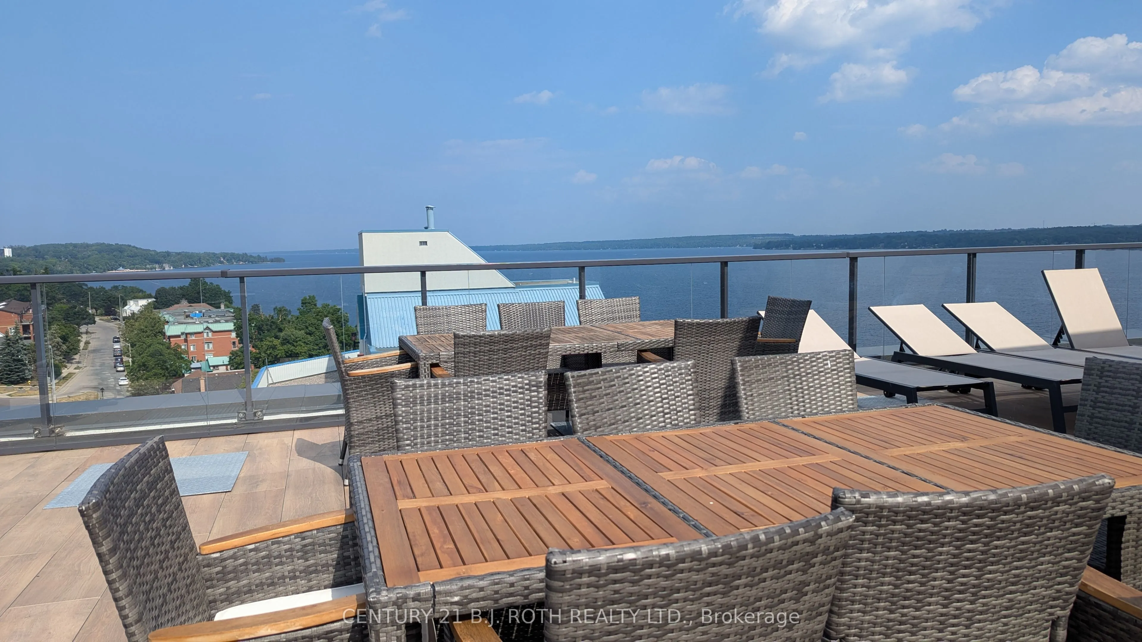 185 Dunlop Street E, #301