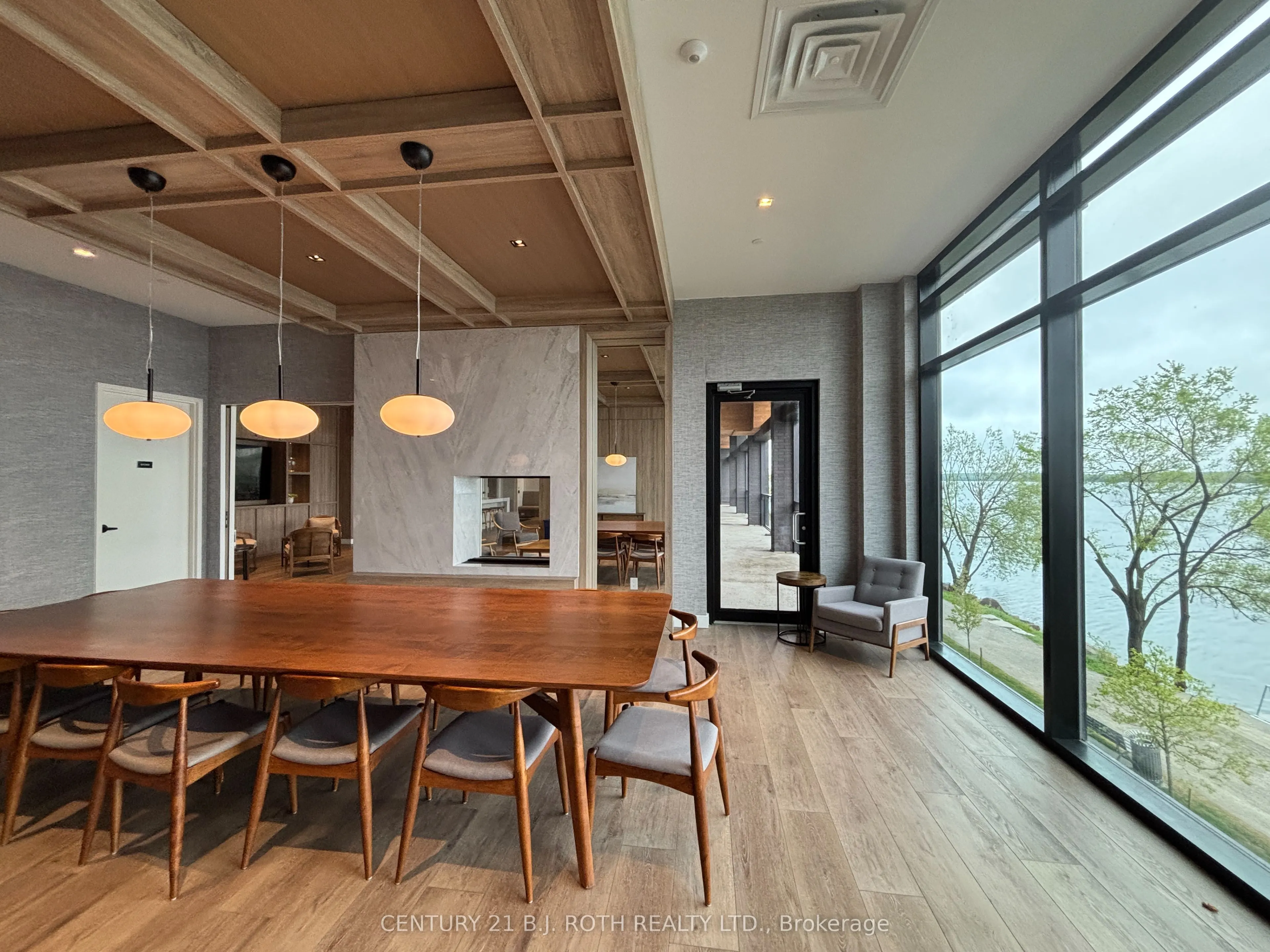 185 Dunlop Street E, #301