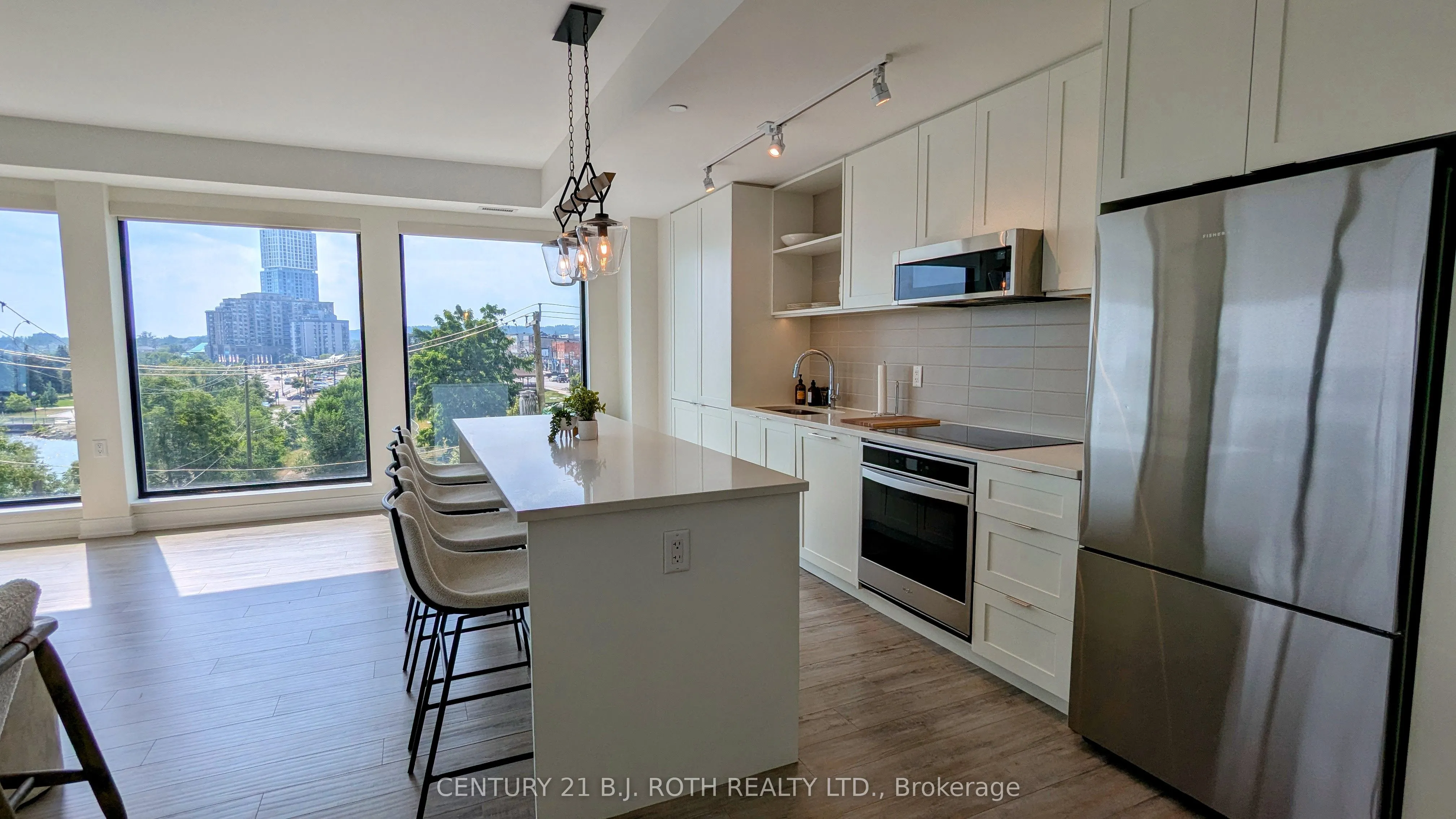 185 Dunlop Street E, #301