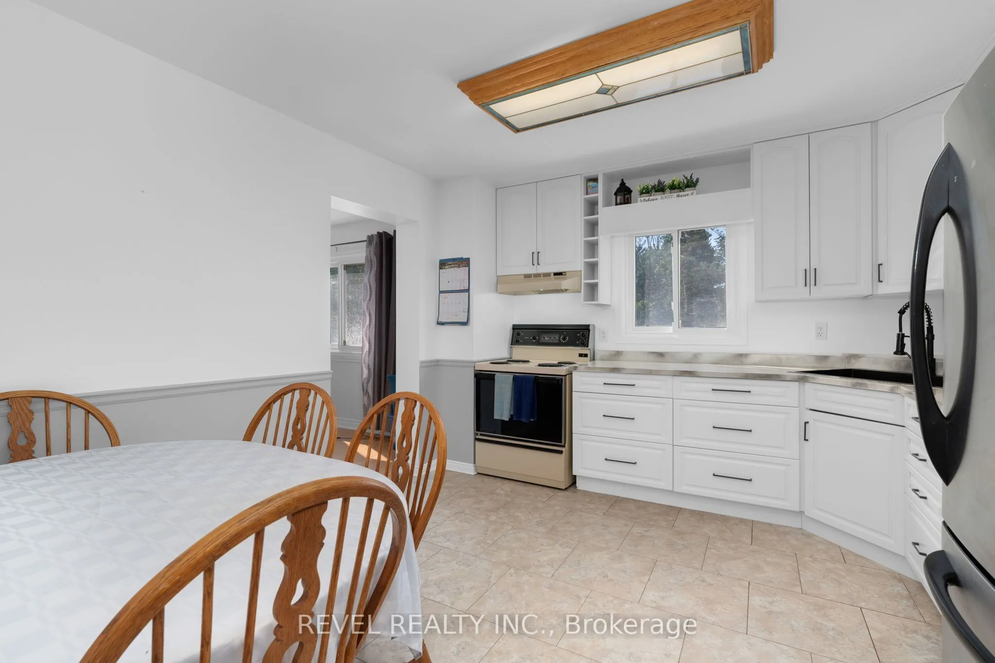 70 Lillian Crescent