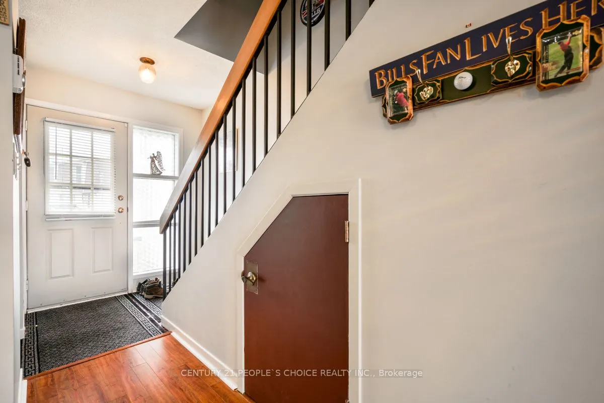 4 Paradise Boulevard, #3