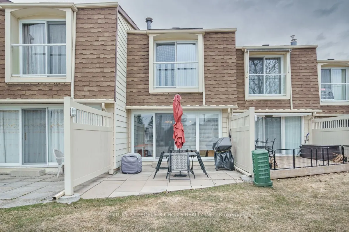 4 Paradise Boulevard, #3