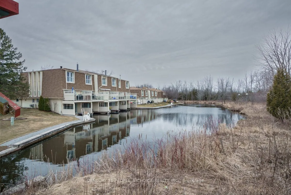 4 Paradise Boulevard, #3