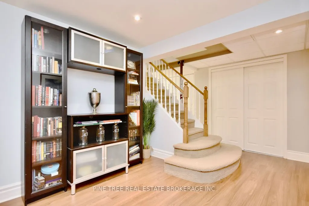 3 Greenwood Forest Road