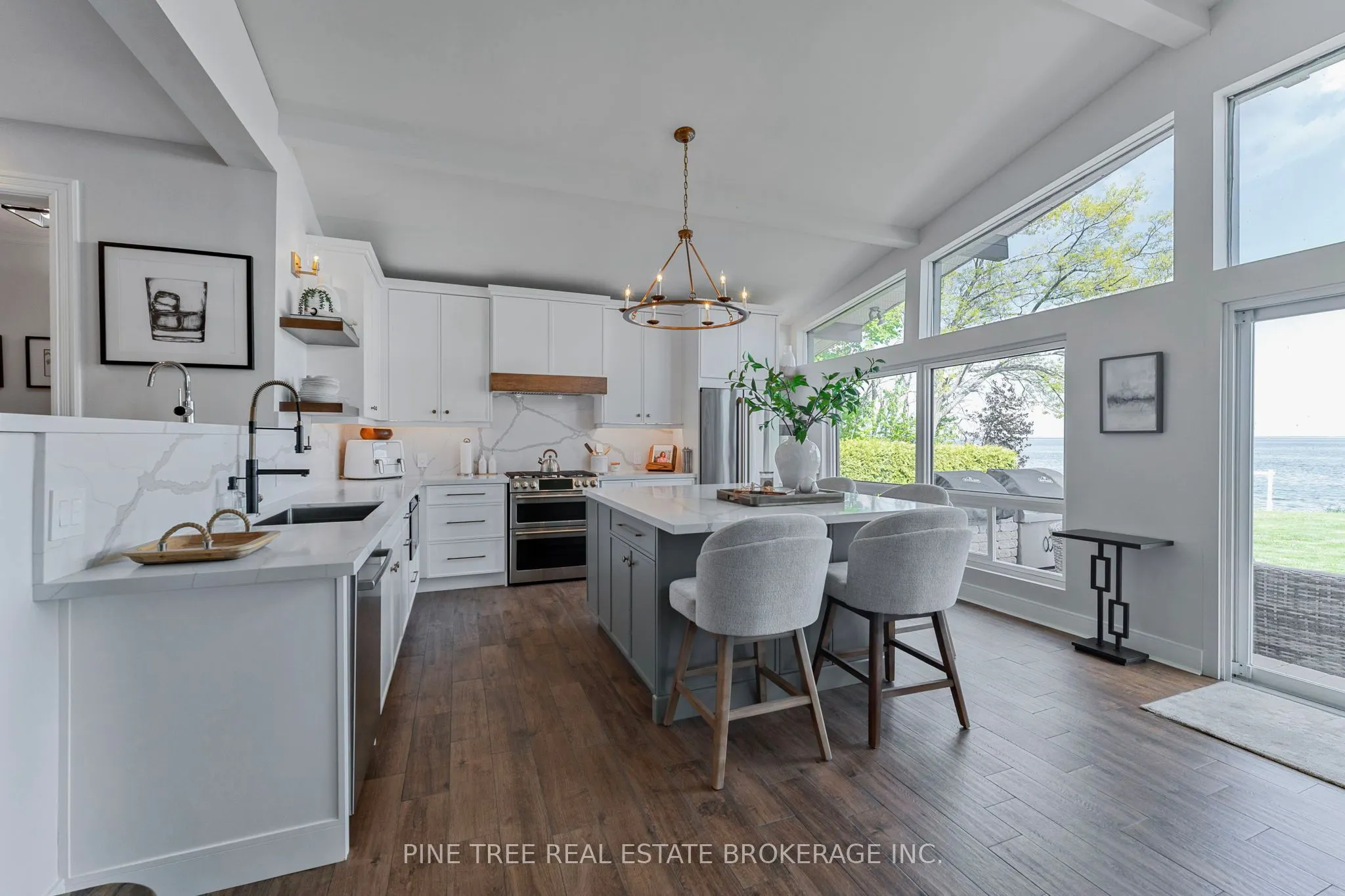 3 Greenwood Forest Road