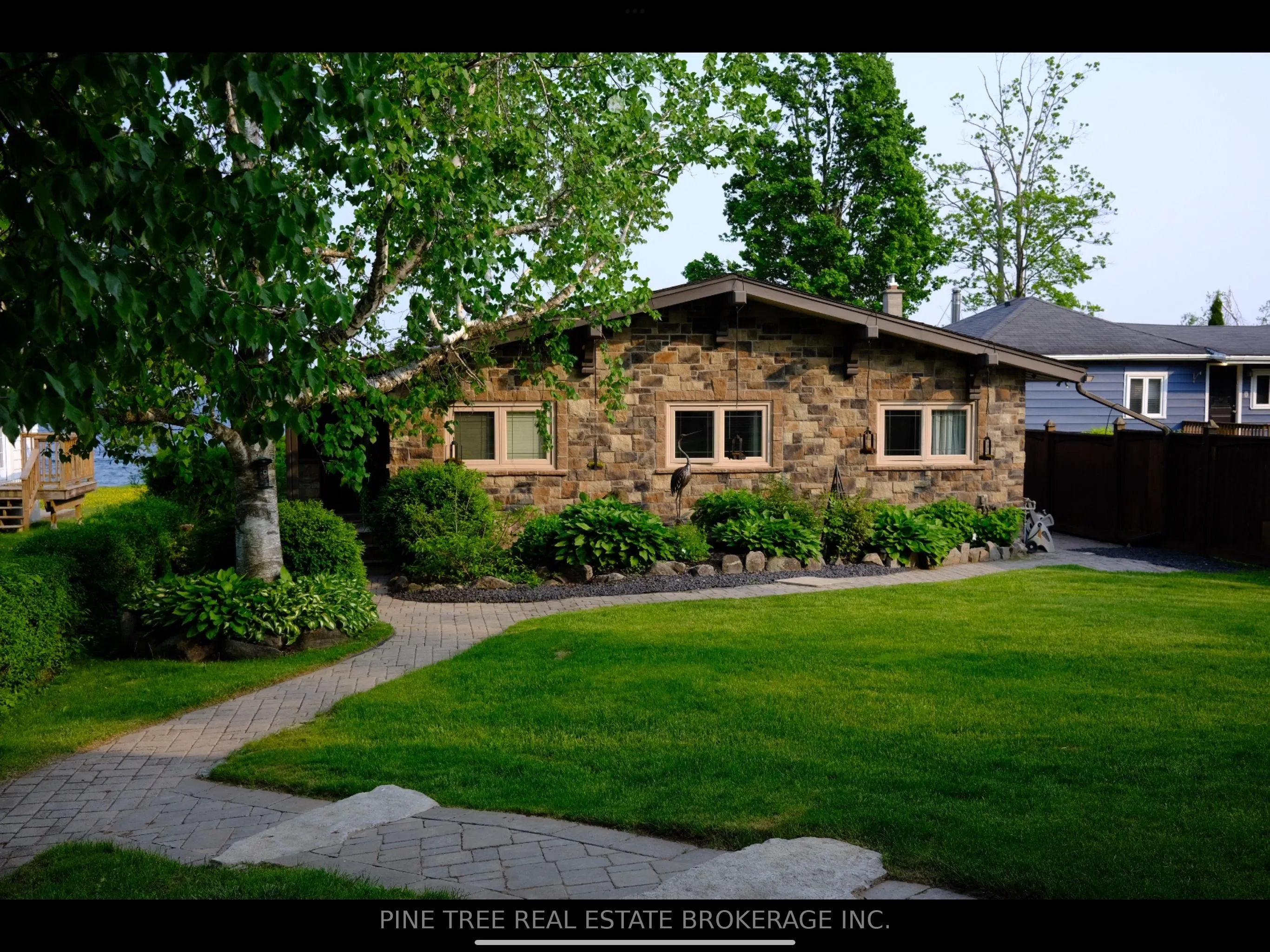 3 Greenwood Forest Road