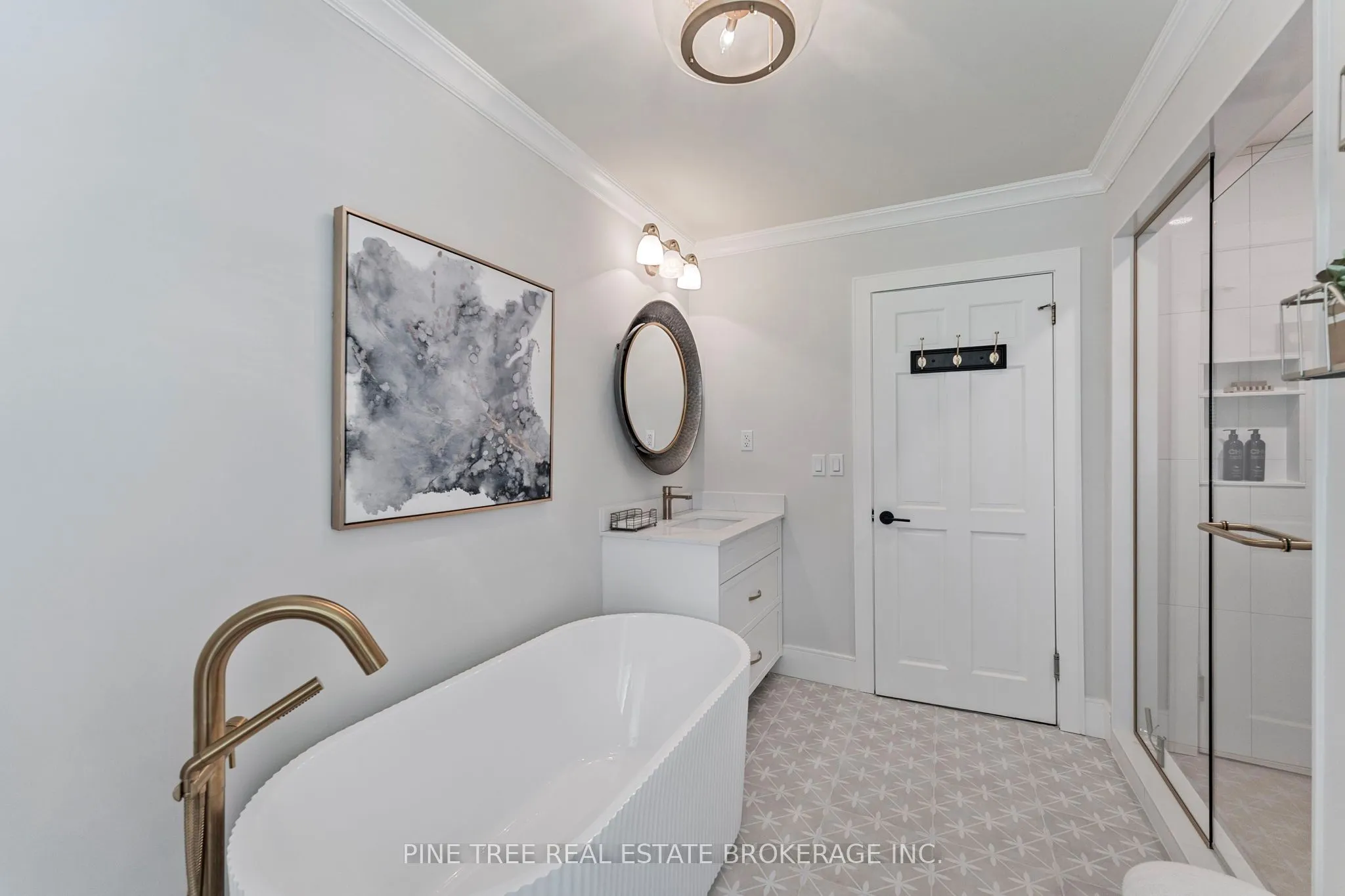 3 Greenwood Forest Road