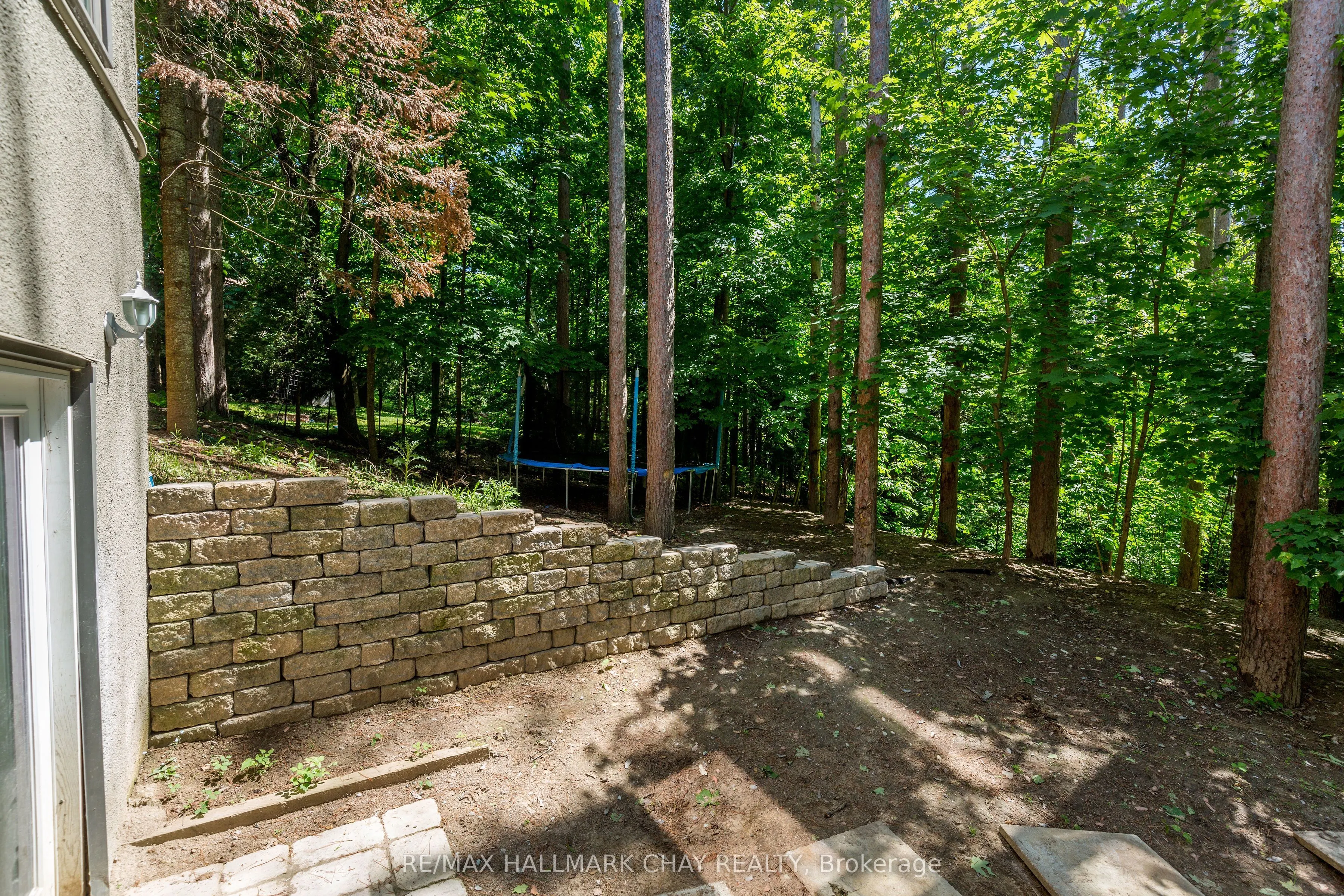 1 Pine Spring