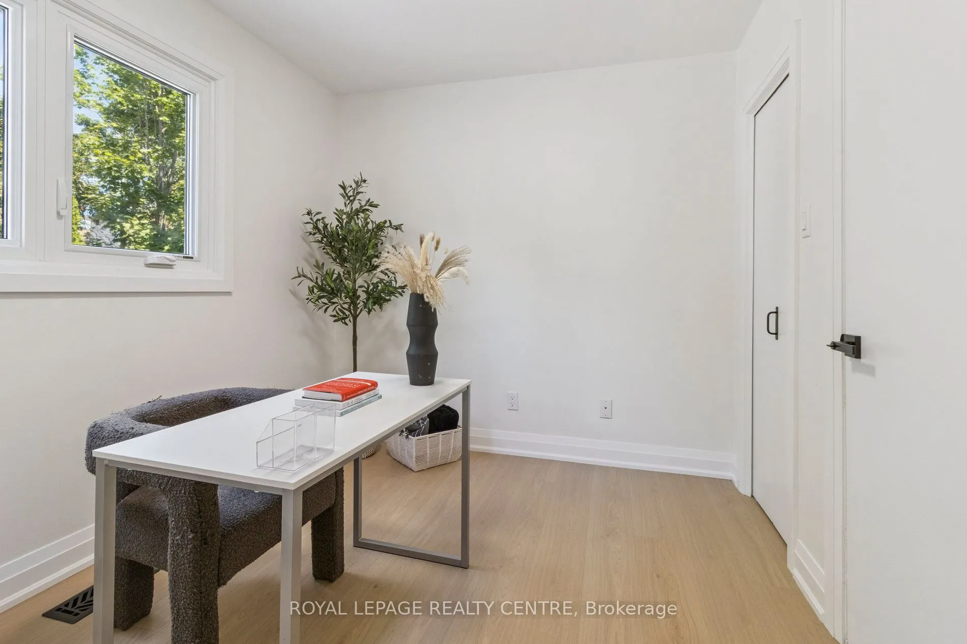 14 Charlbrook Avenue