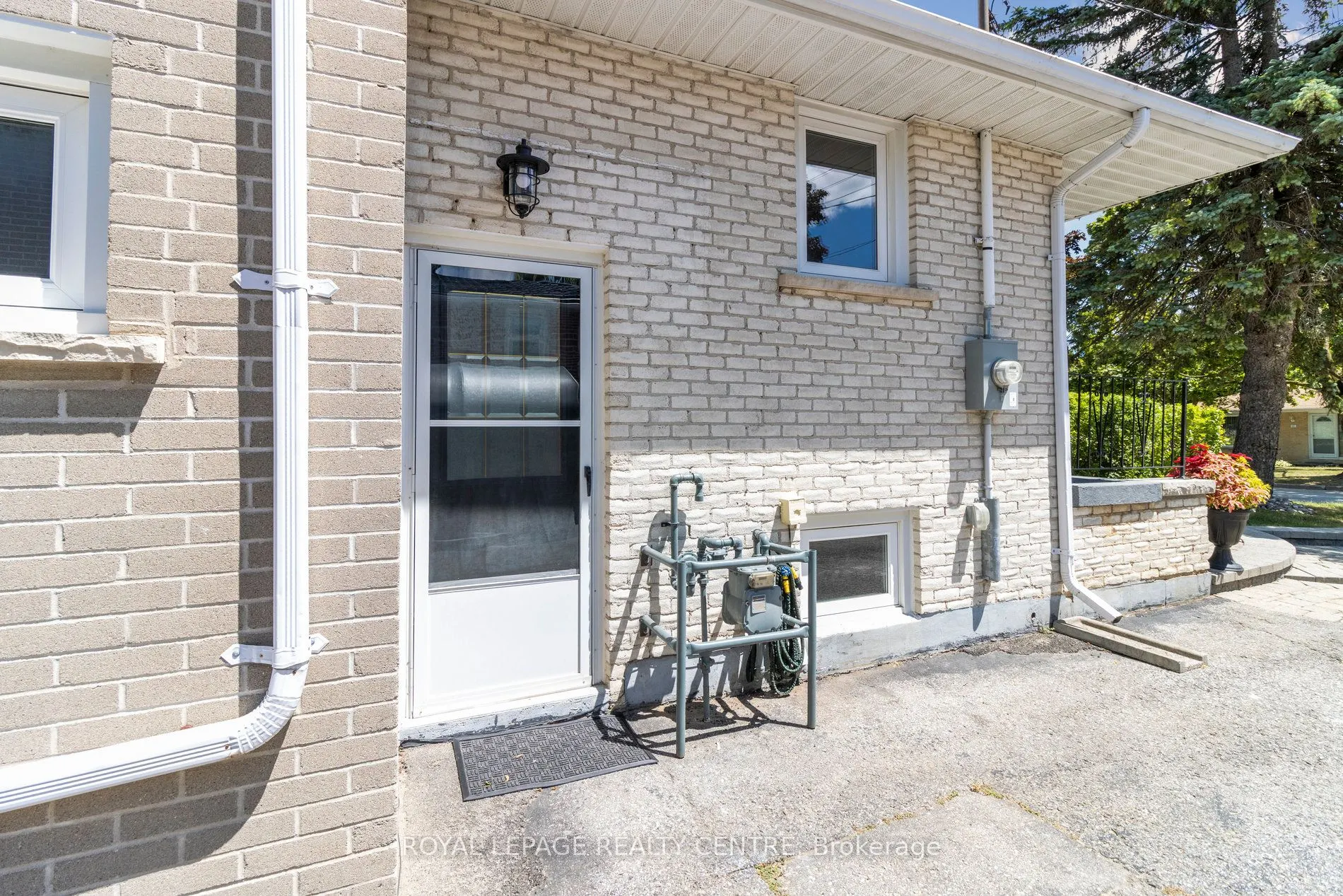 14 Charlbrook Avenue