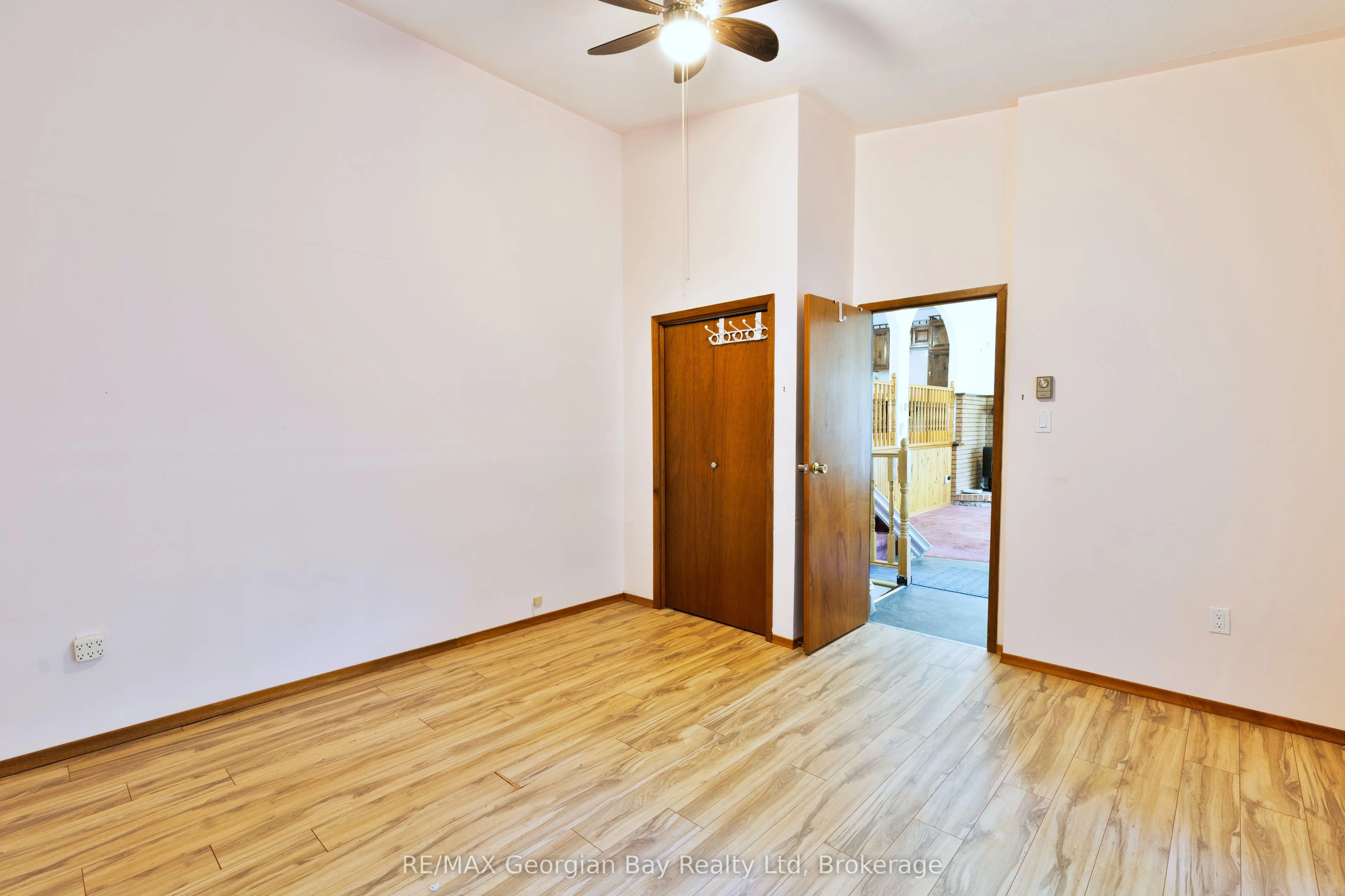 2284 Champlain Road