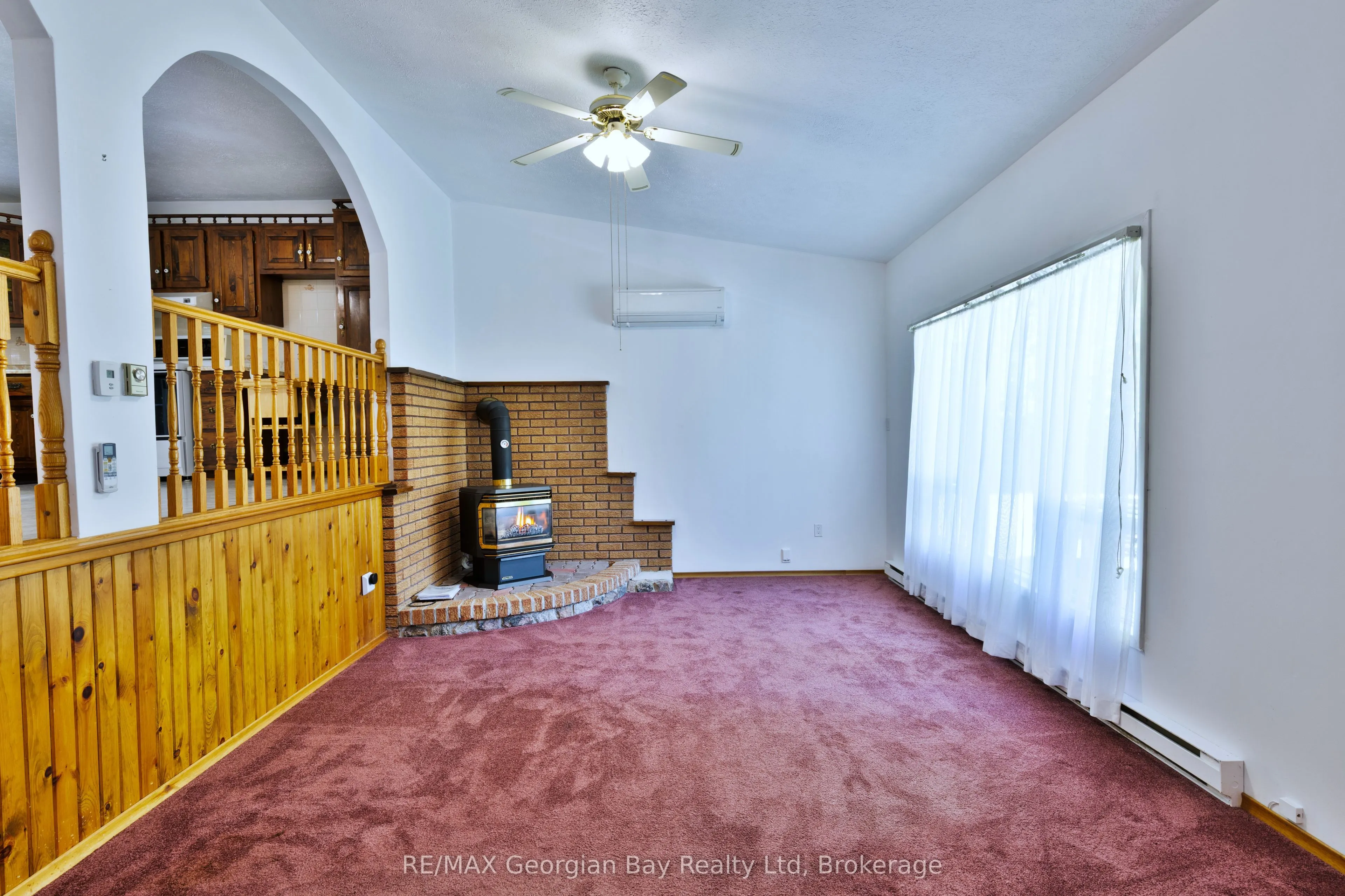 2284 Champlain Road