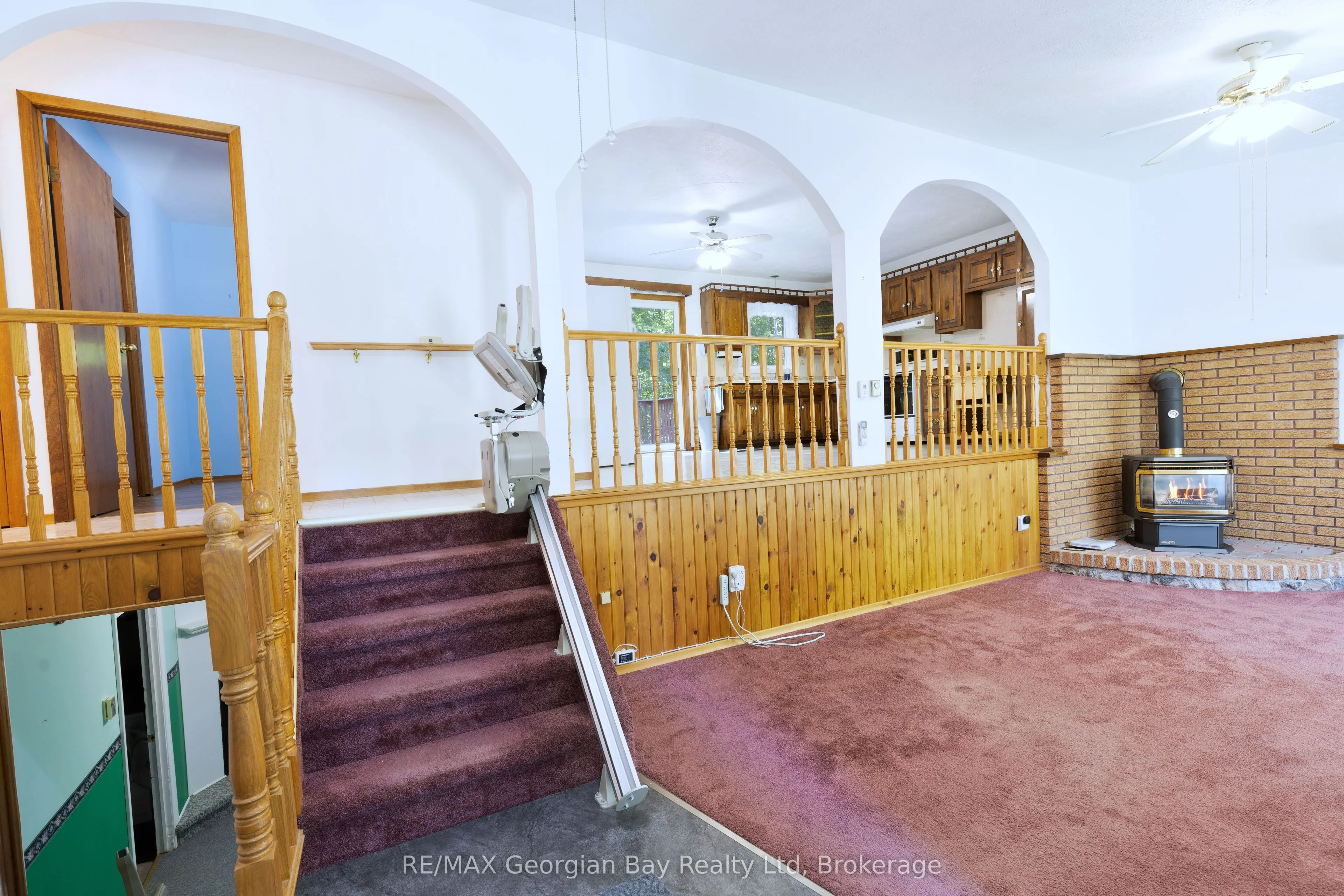 2284 Champlain Road