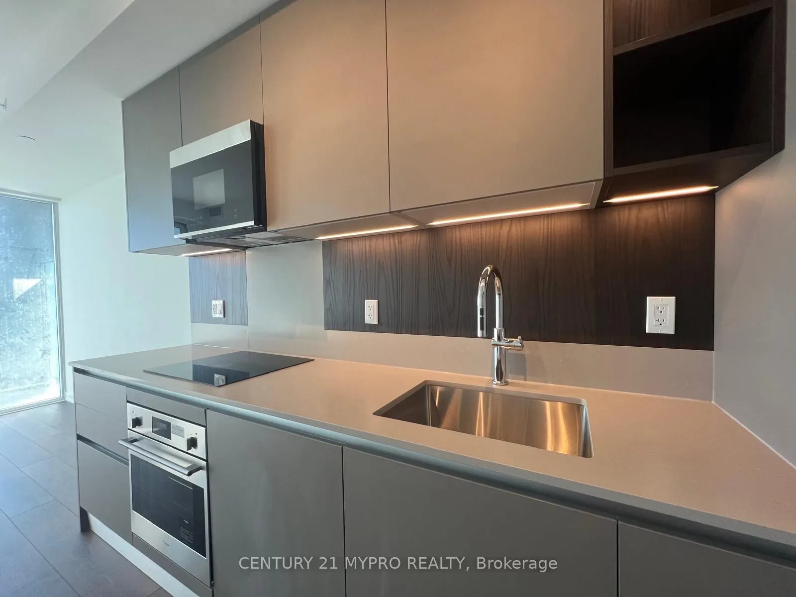 39 Mary Street, #1412