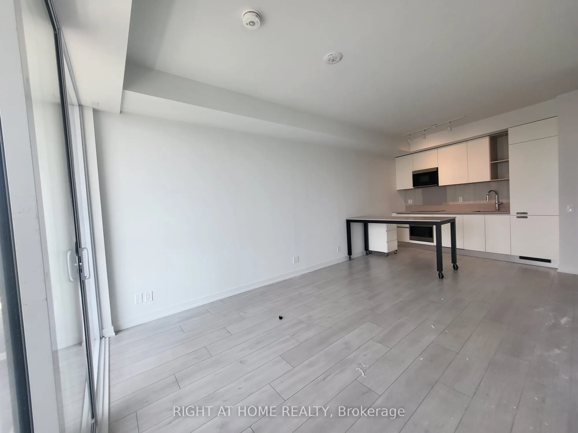 39 Mary Street, #3010