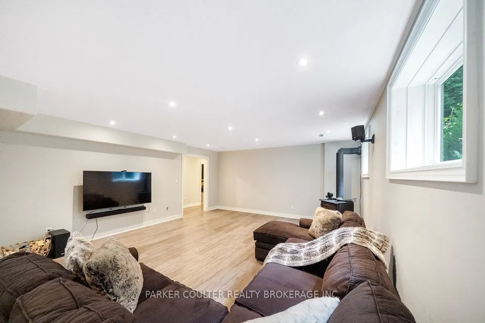20 Marni Lane