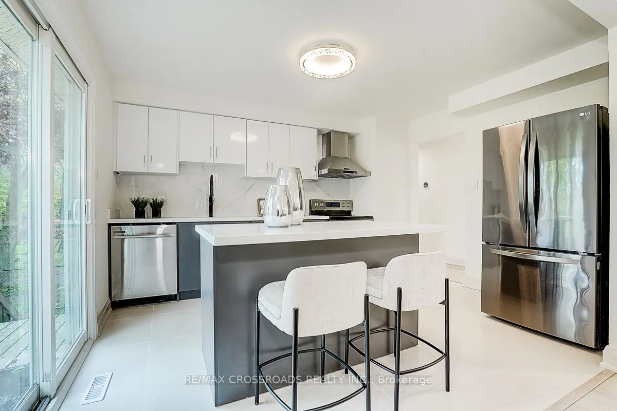 160 letitia Street