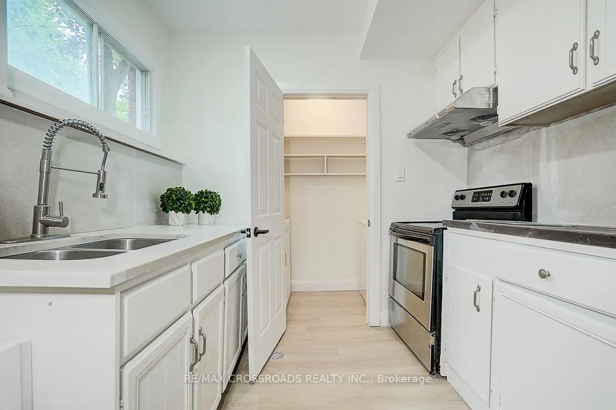 160 letitia Street