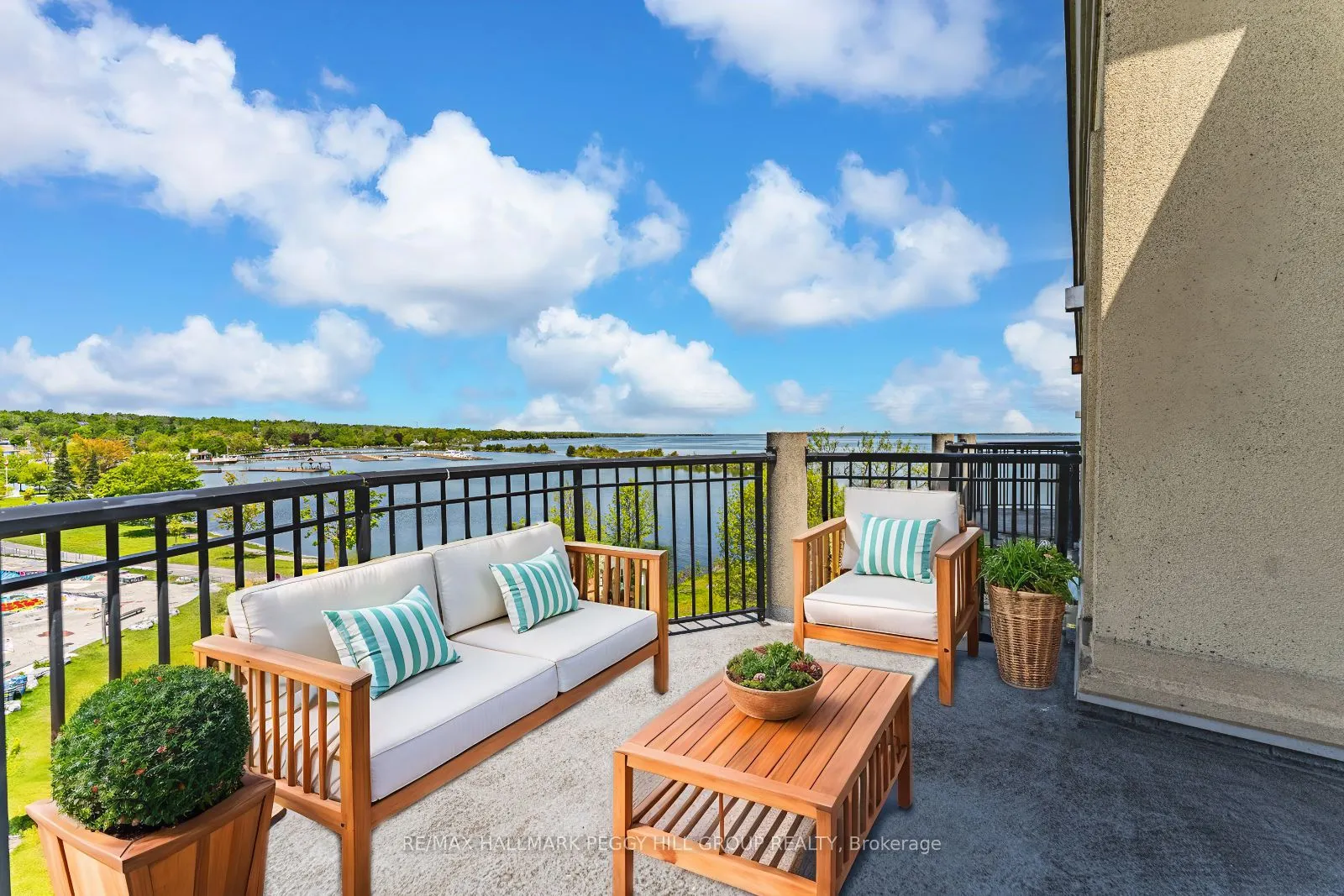 140 Cedar Island Road, #401
