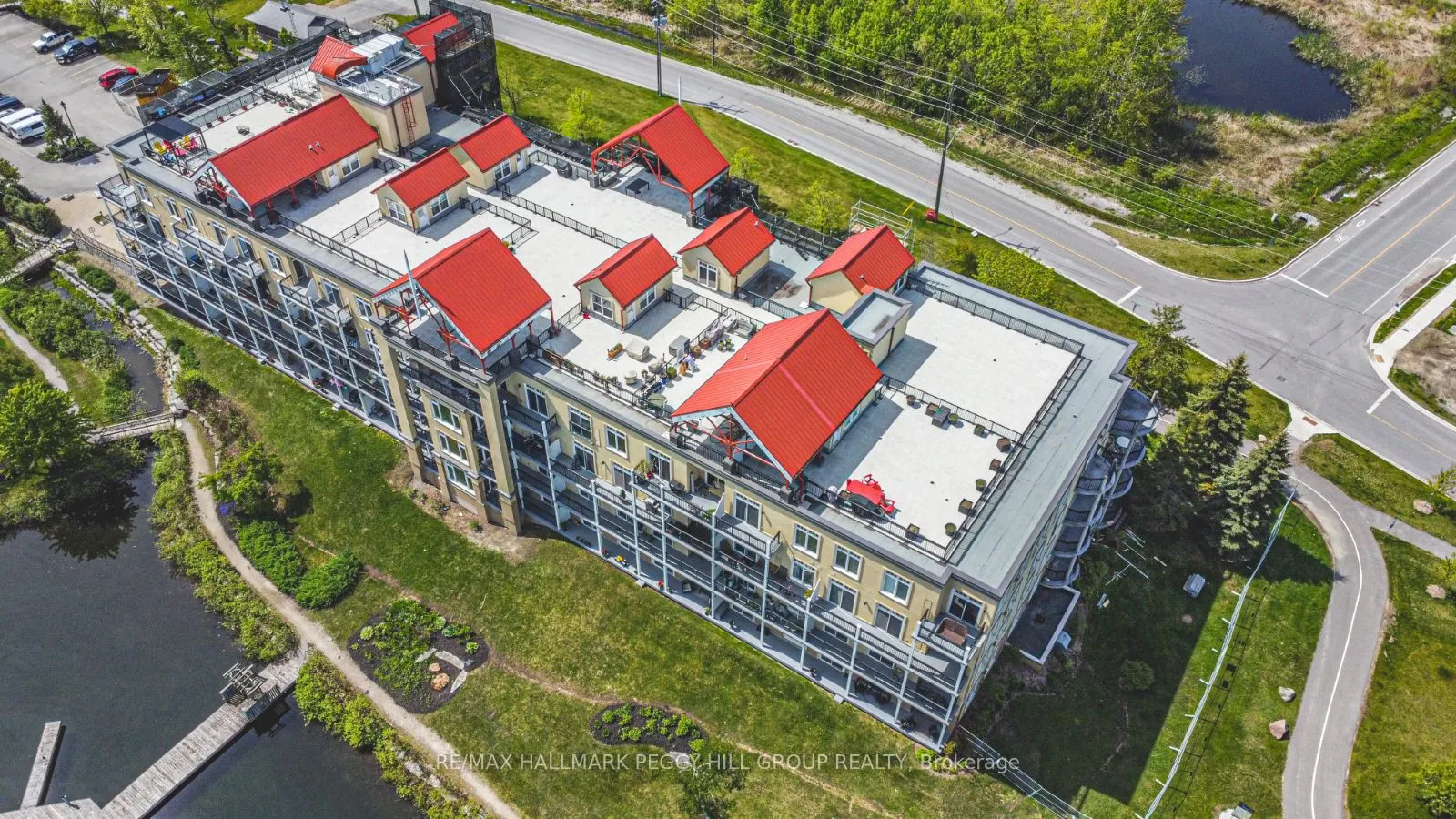 140 Cedar Island Road, #401