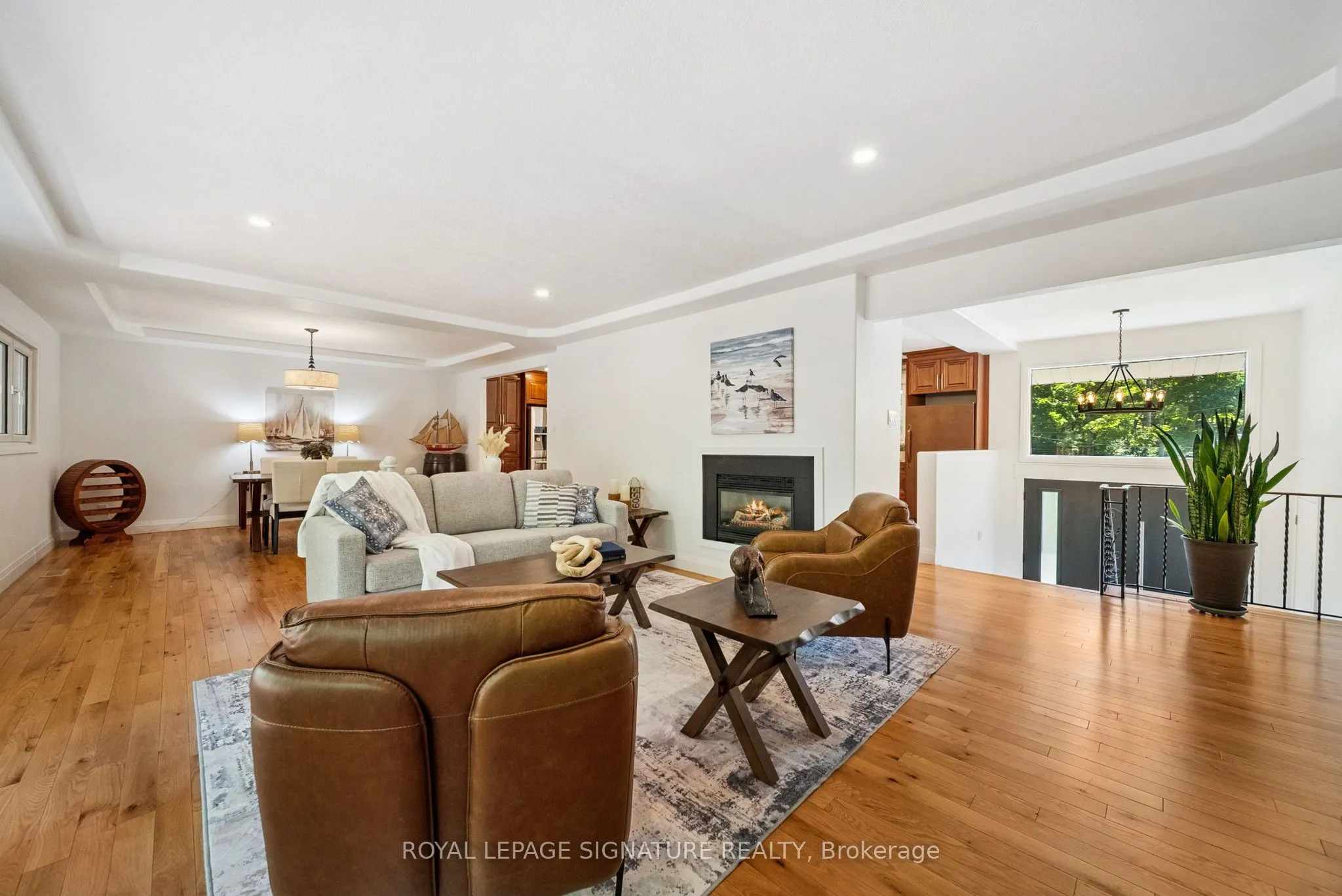 470 Parkview Court