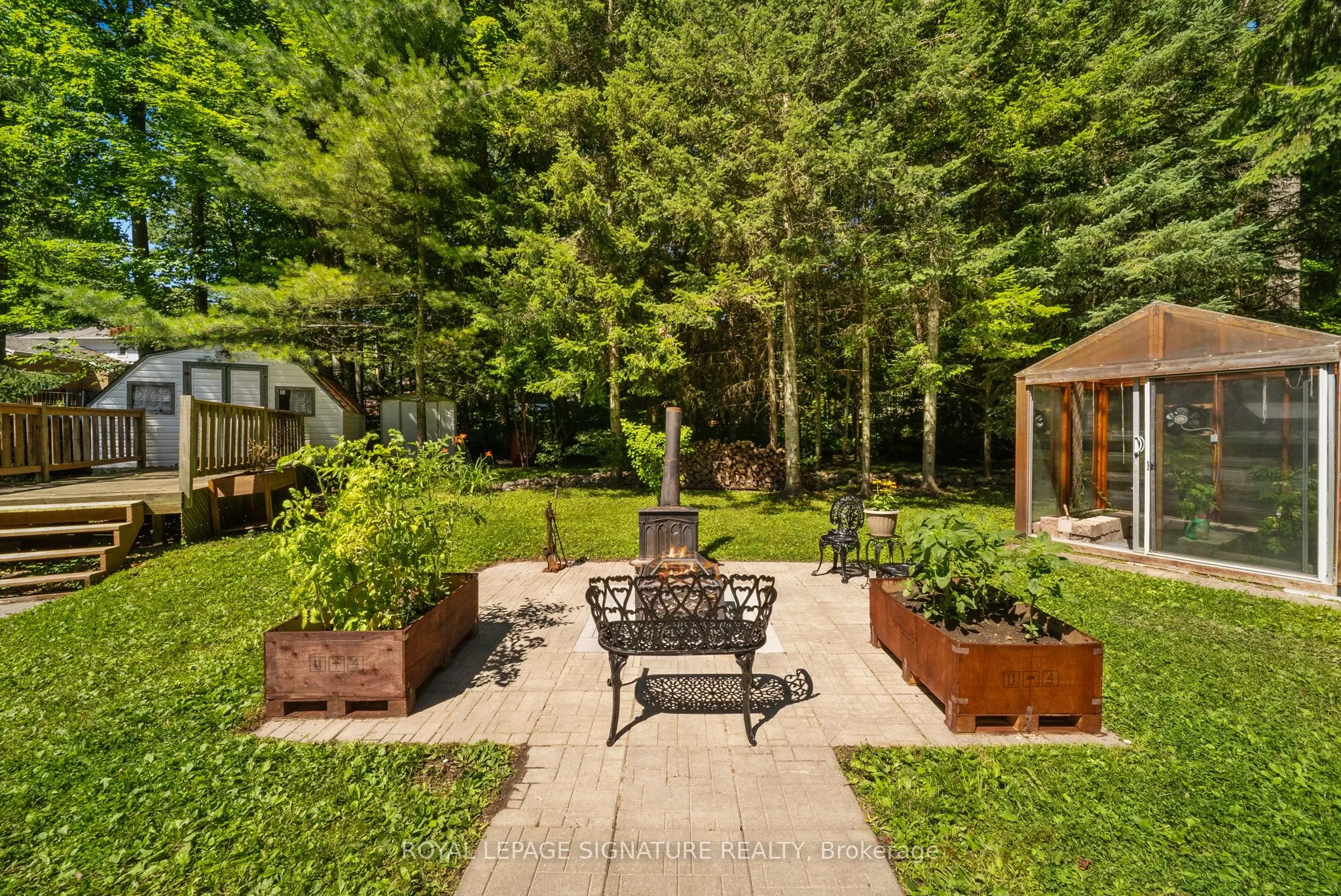 470 Parkview Court