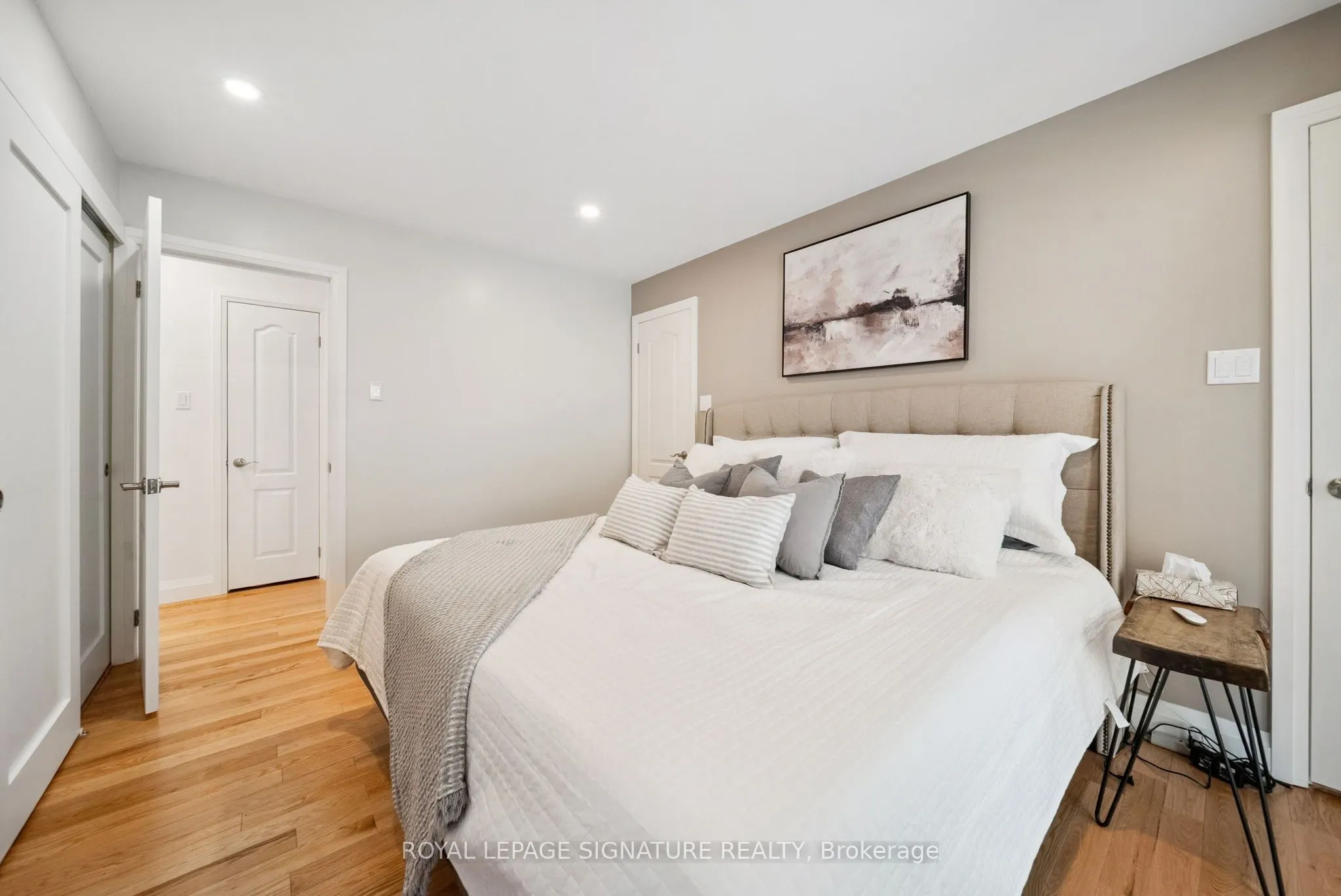 470 Parkview Court