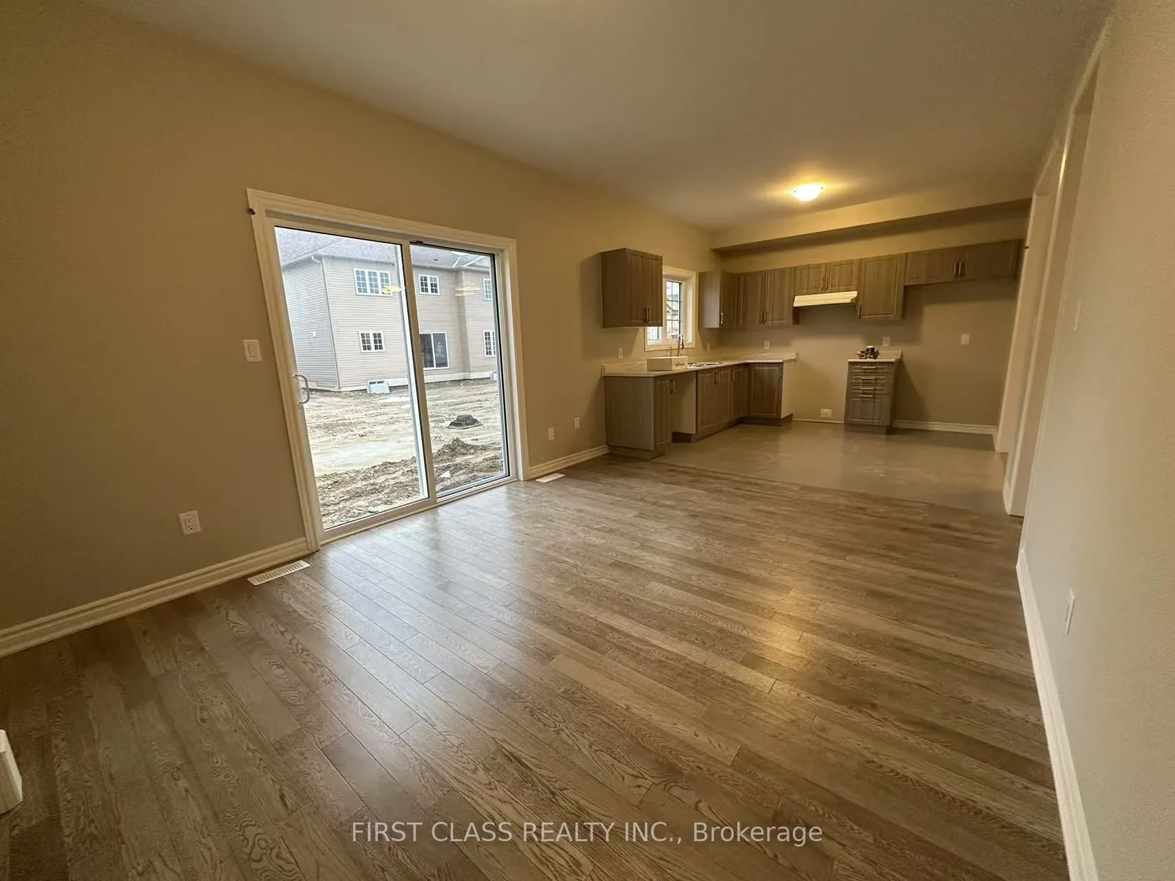 279 Springfield Crescent