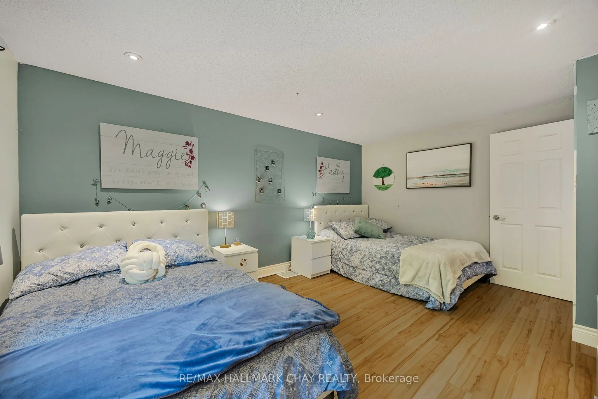 26 Cherry Trail