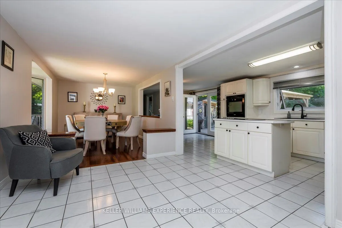 1512 Champlain Road