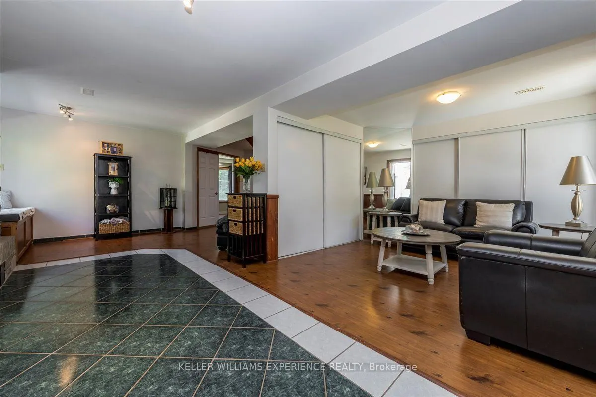 1512 Champlain Road