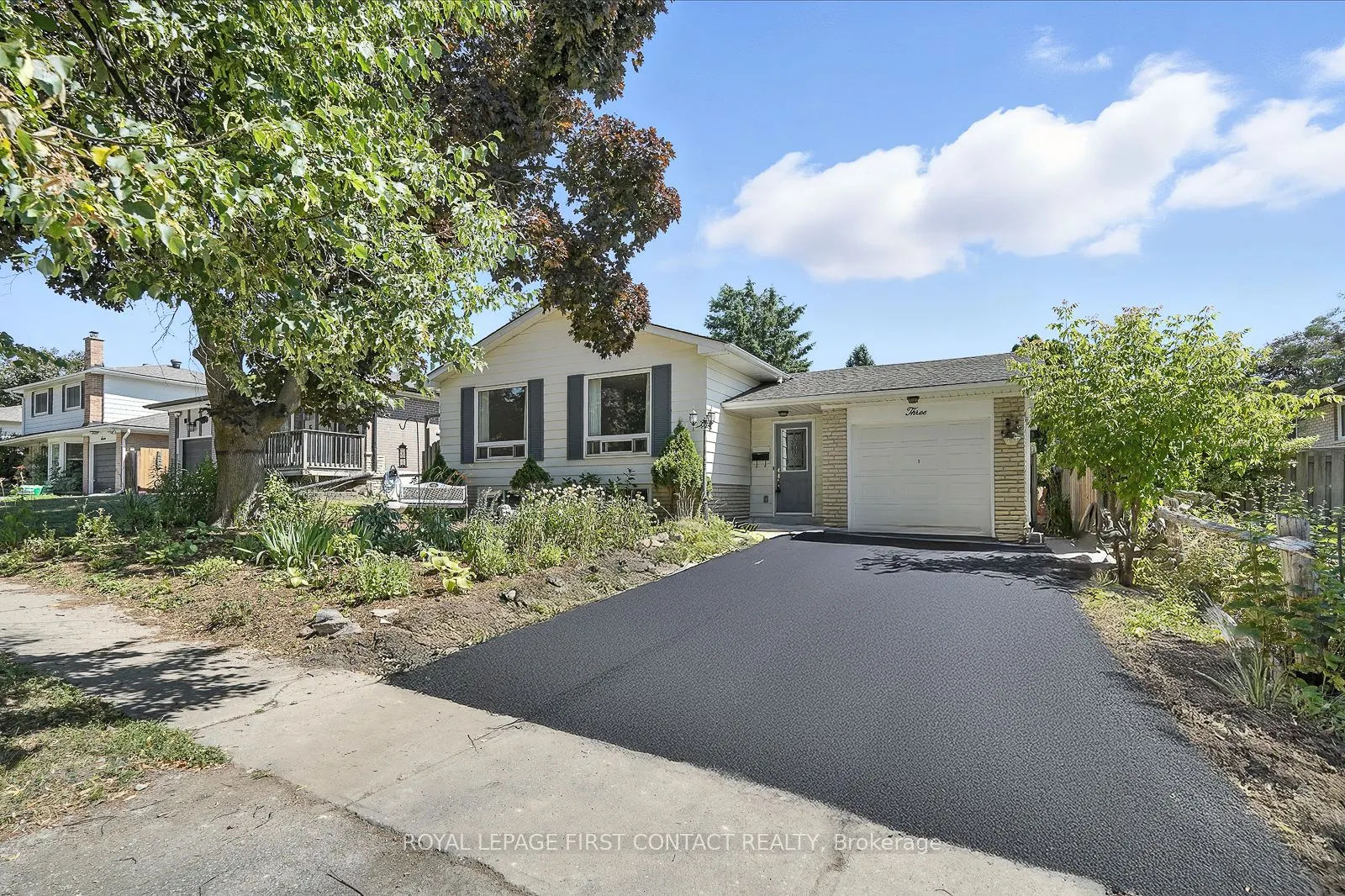 3 Cynthia Court