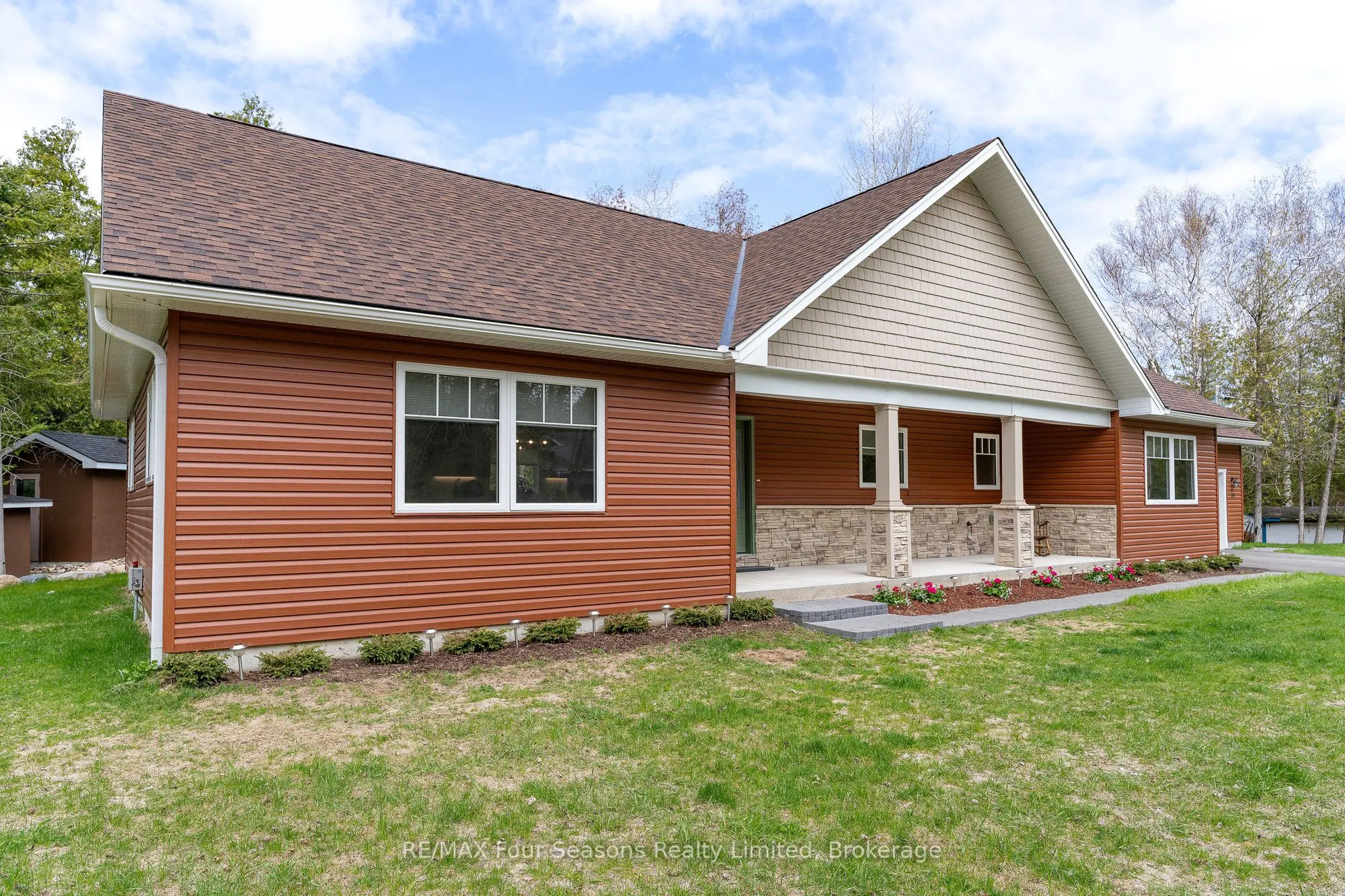 19 Currie Avenue