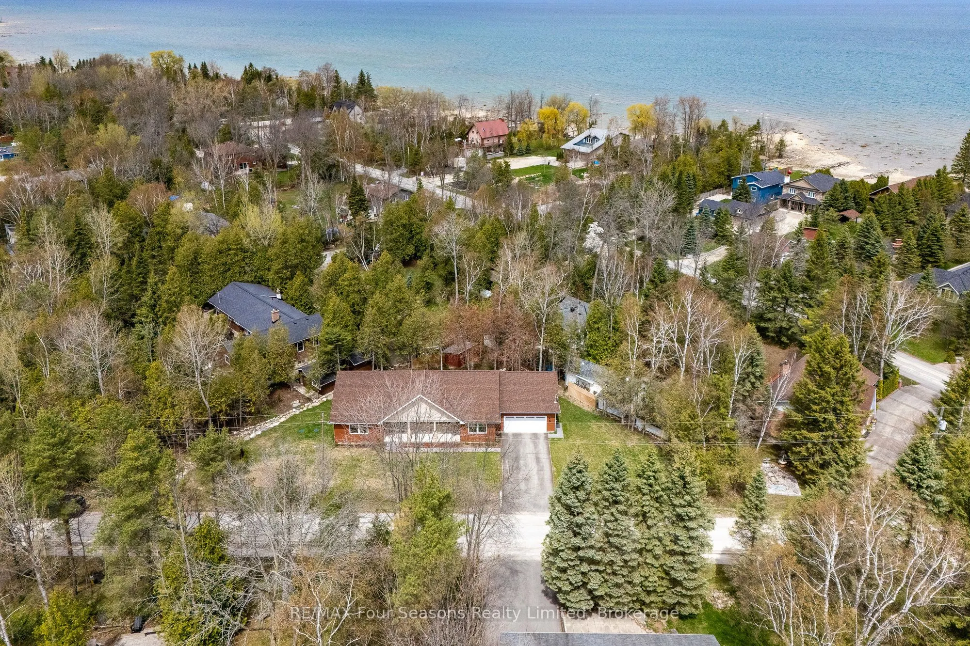 19 Currie Avenue